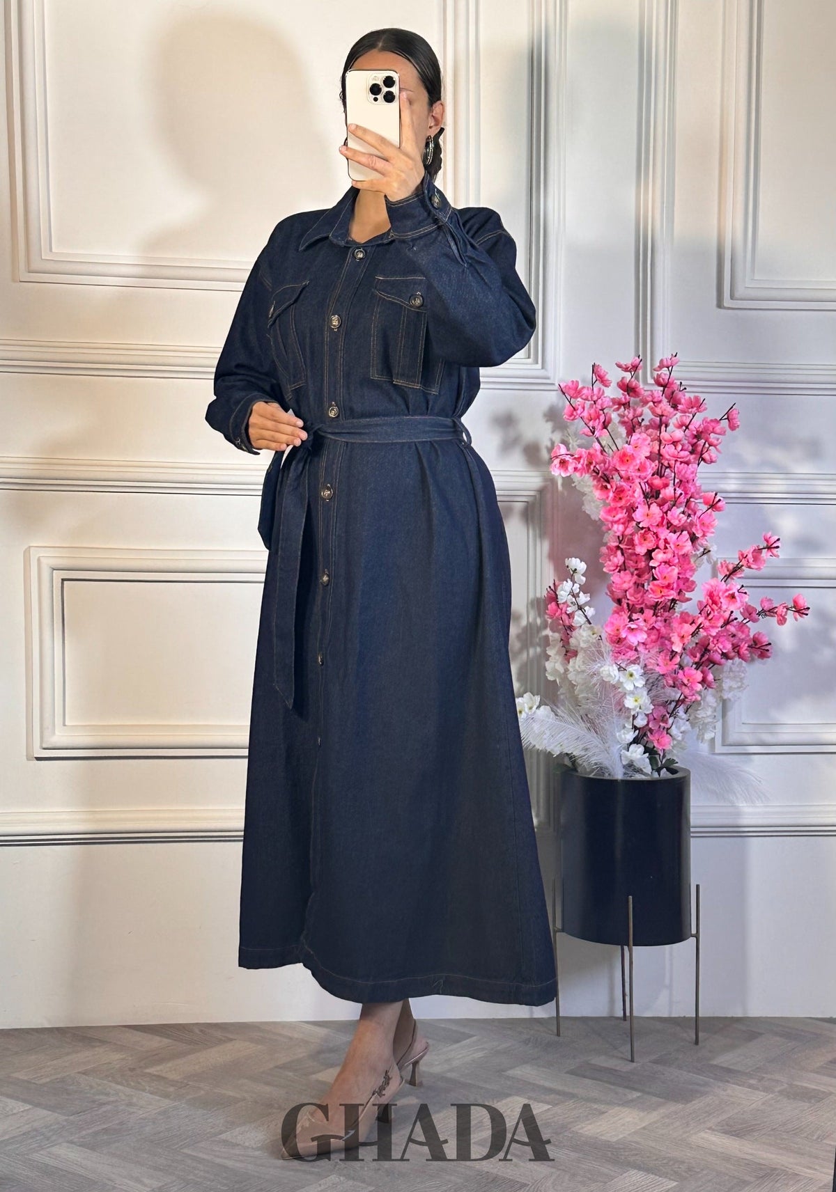 Robe en denim  - Bleu foncé vue de dos - robe longue femme - GHADA FASHION