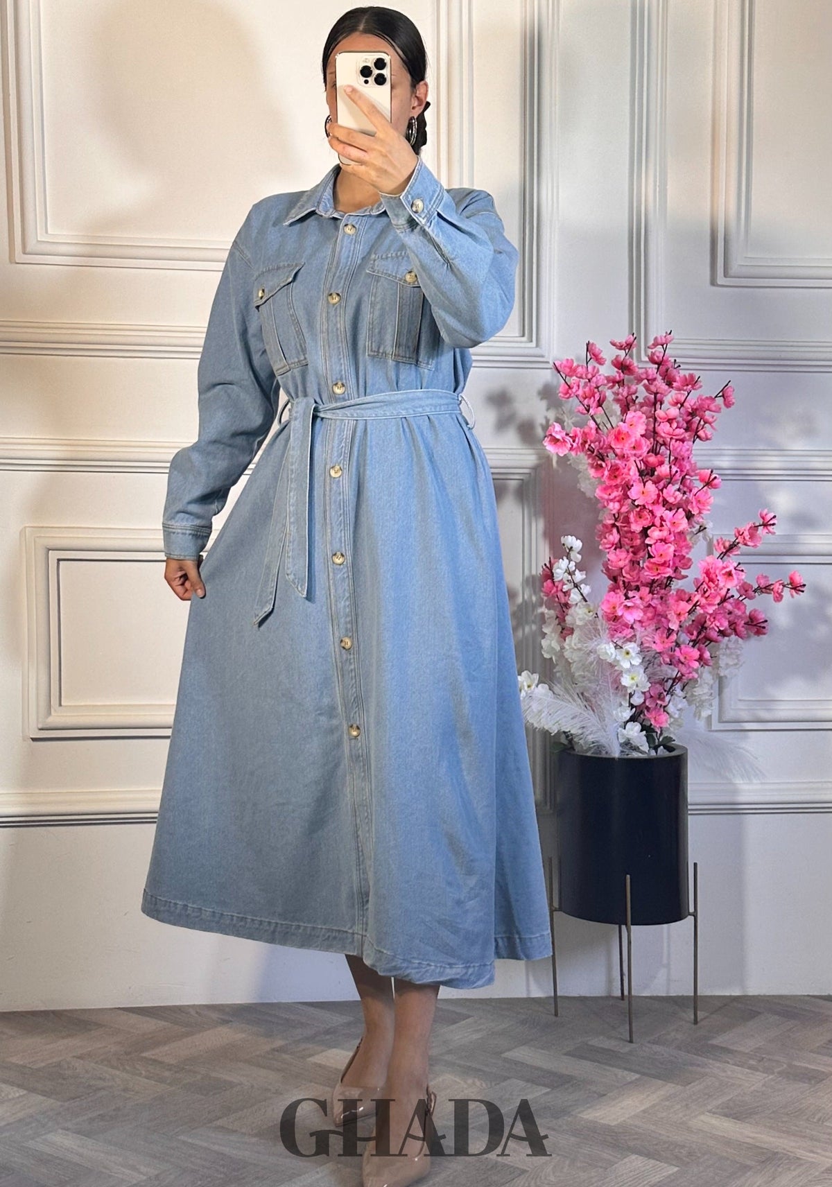 Robe en denim  - Bleu clair détail broderie - robe longue femme - GHADA FASHION