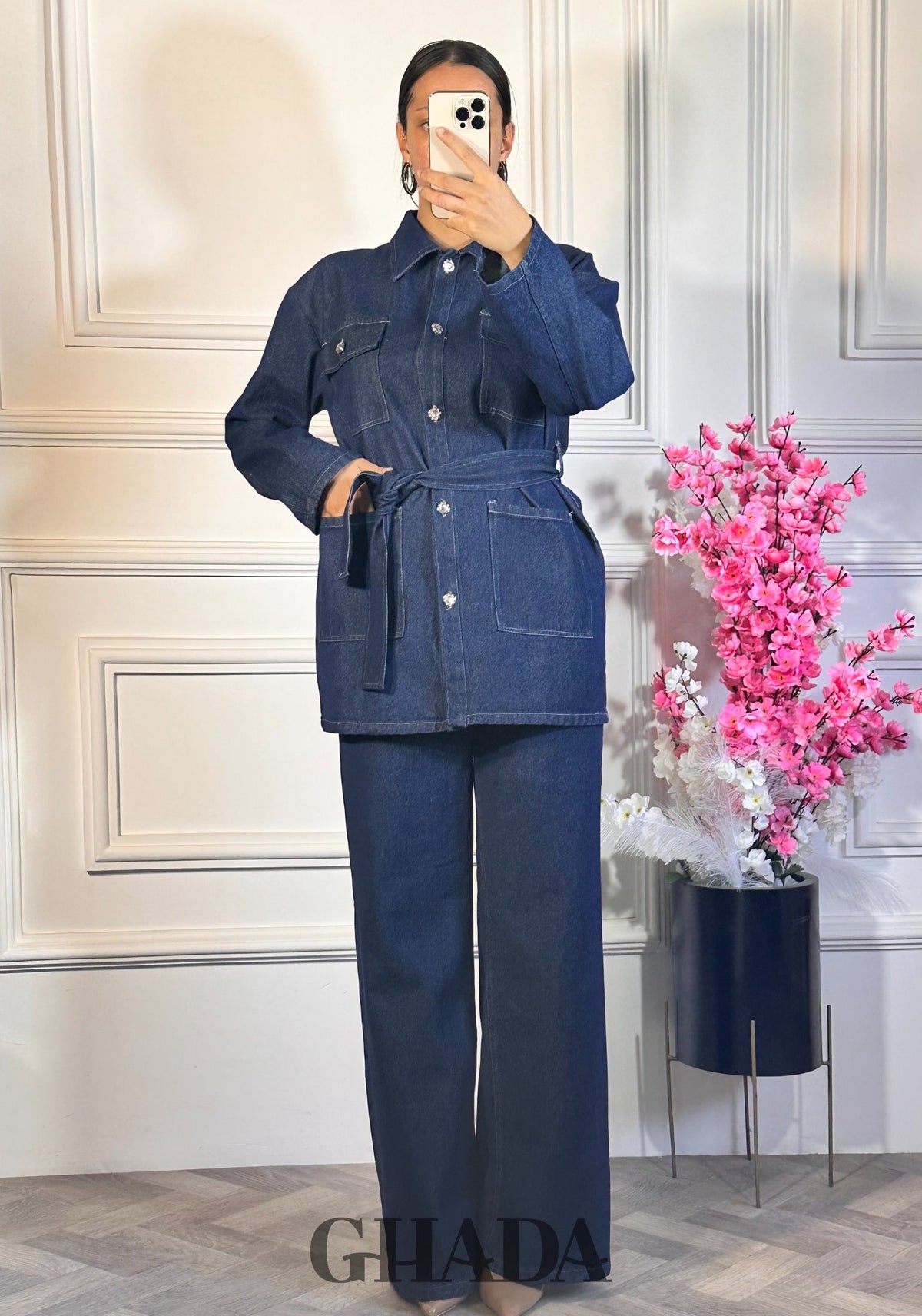 Ensemble veste et pantalon en denim - Bleu foncé détail broderie - ensemble femme - GHADA FASHION