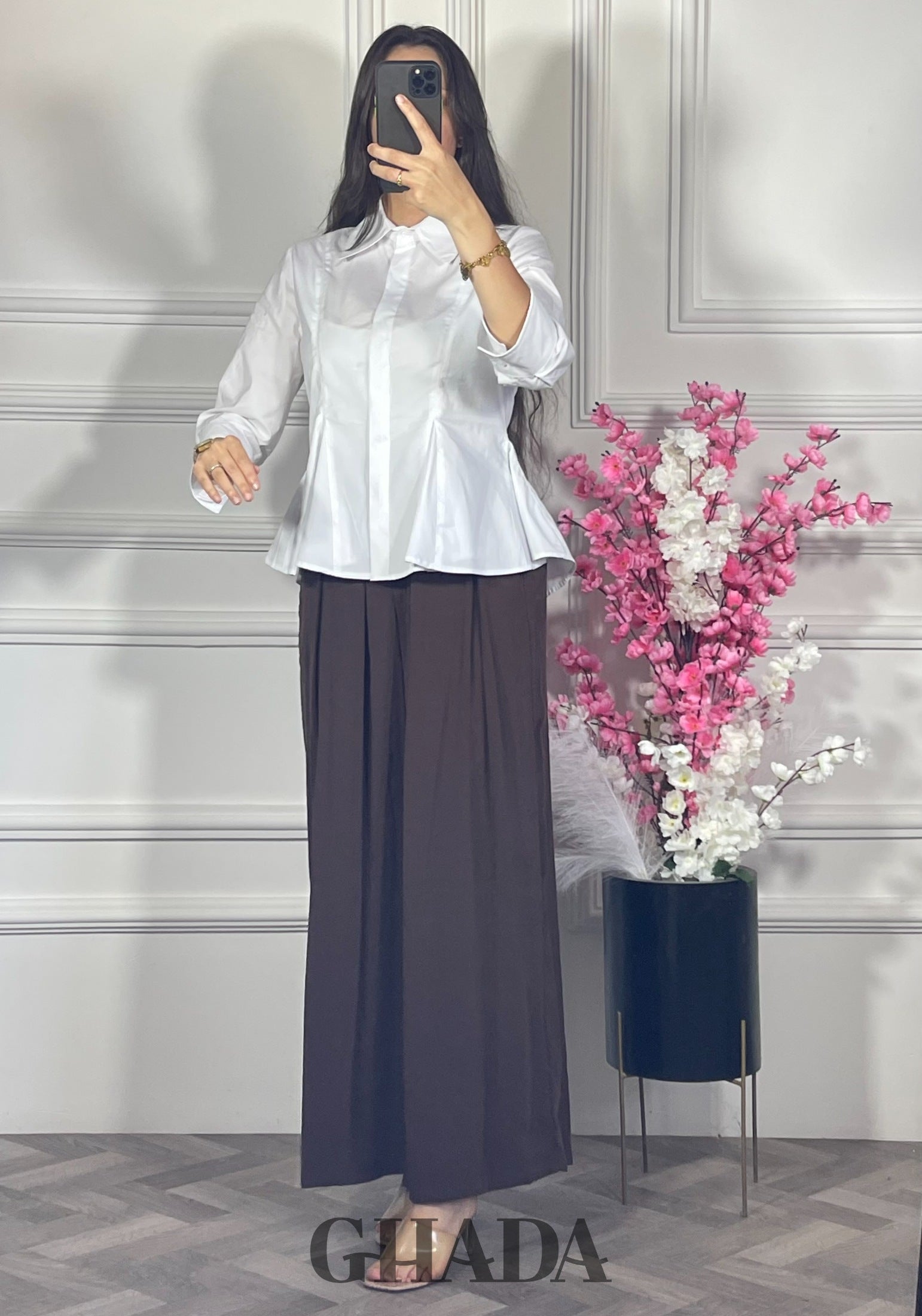 Chemise ceintrée à volants - Blanc vue de dos - chemise femme - GHADA FASHION