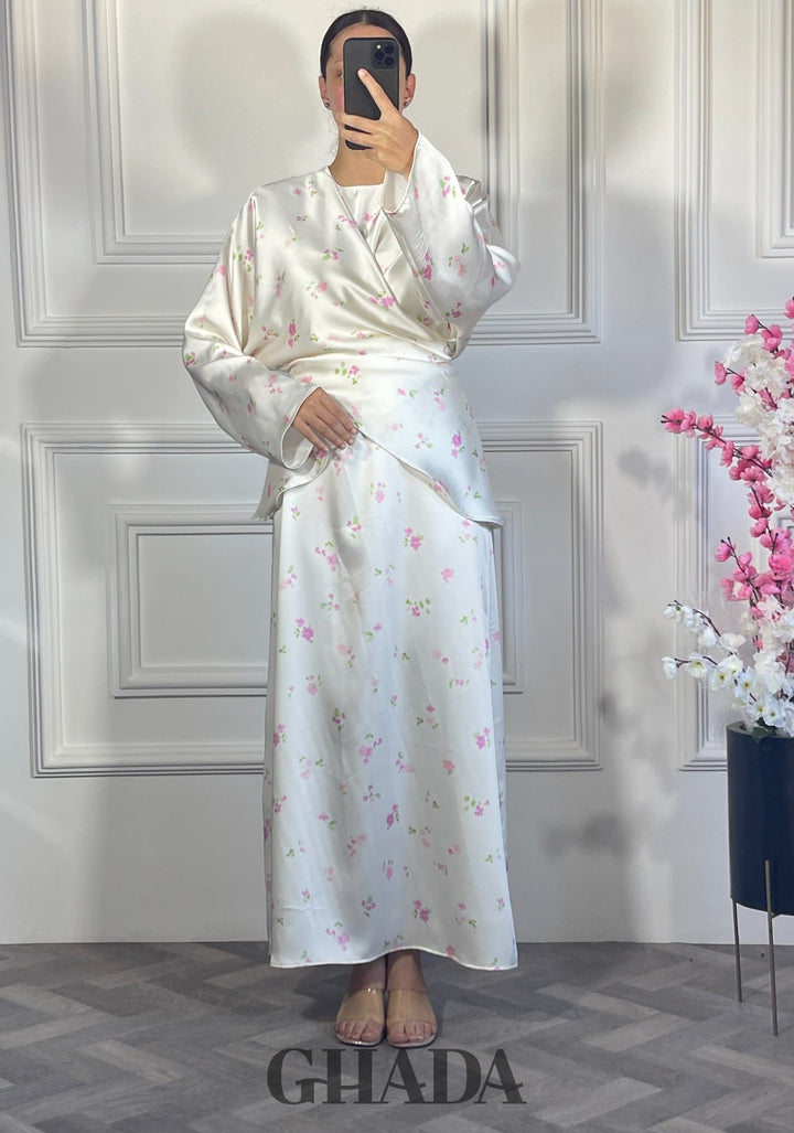 Ensemble robe sans manches avec haut à lactes - fleurie