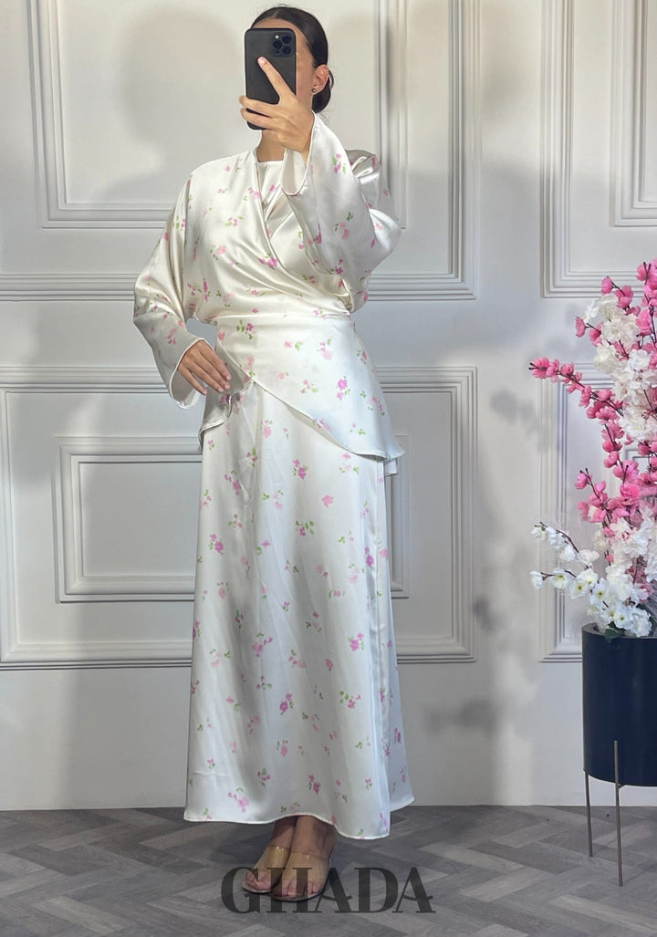 Ensemble robe sans manches avec haut à lactes - fleurie