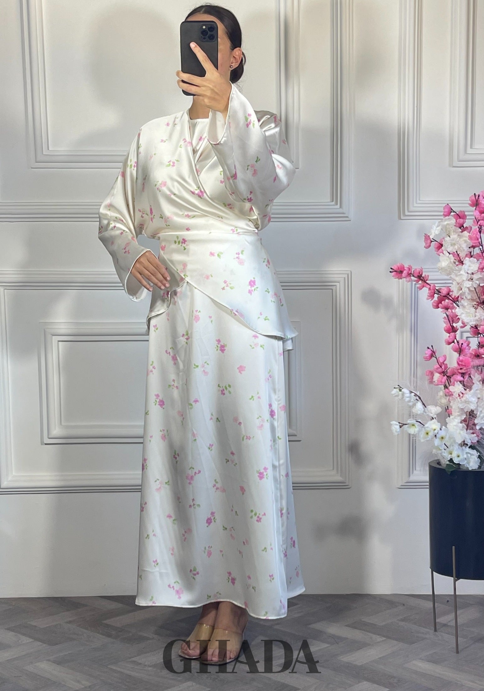 Ensemble robe sans manches avec haut à lactes - fleurie vue de dos - ensemble femme - GHADA FASHION