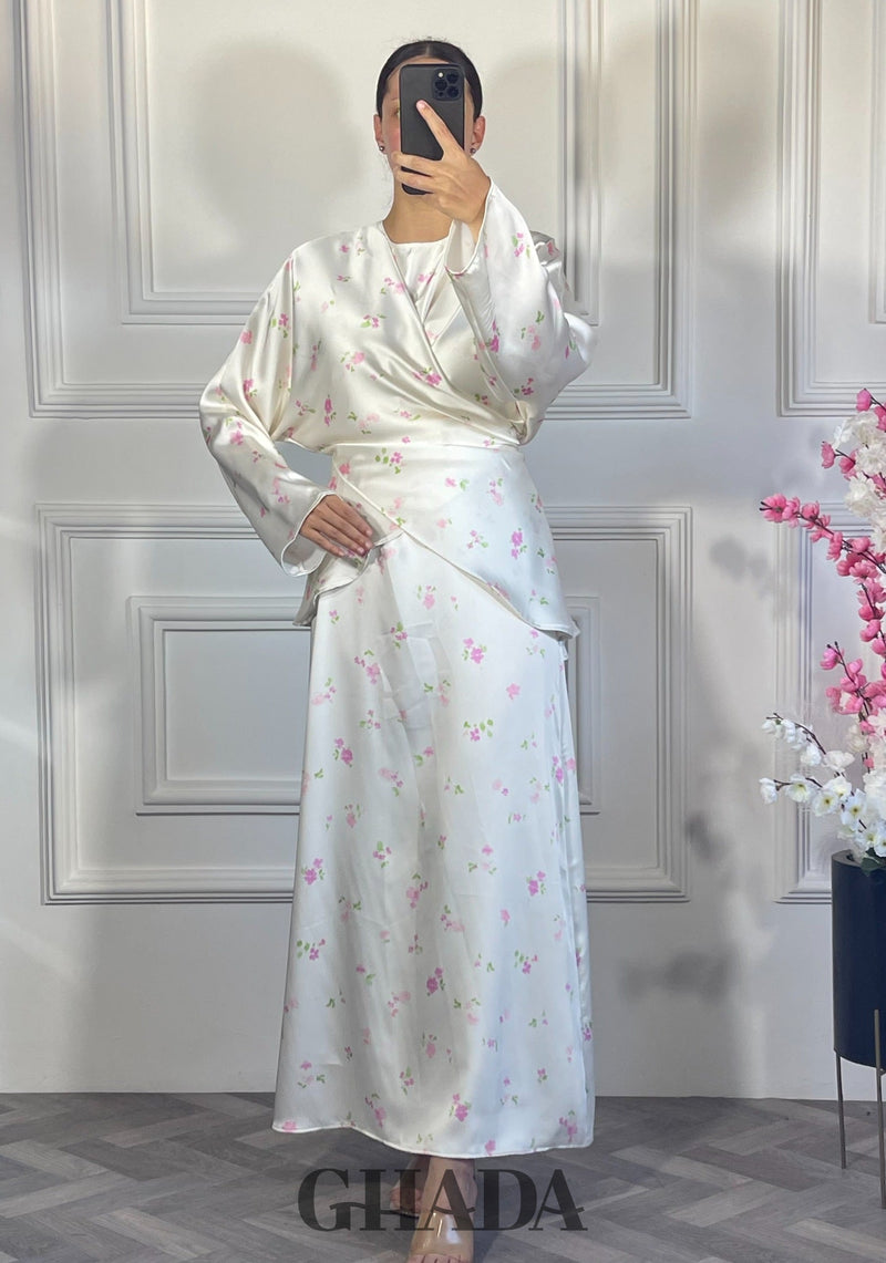 Ensemble robe sans manches avec haut à lactes - fleurie