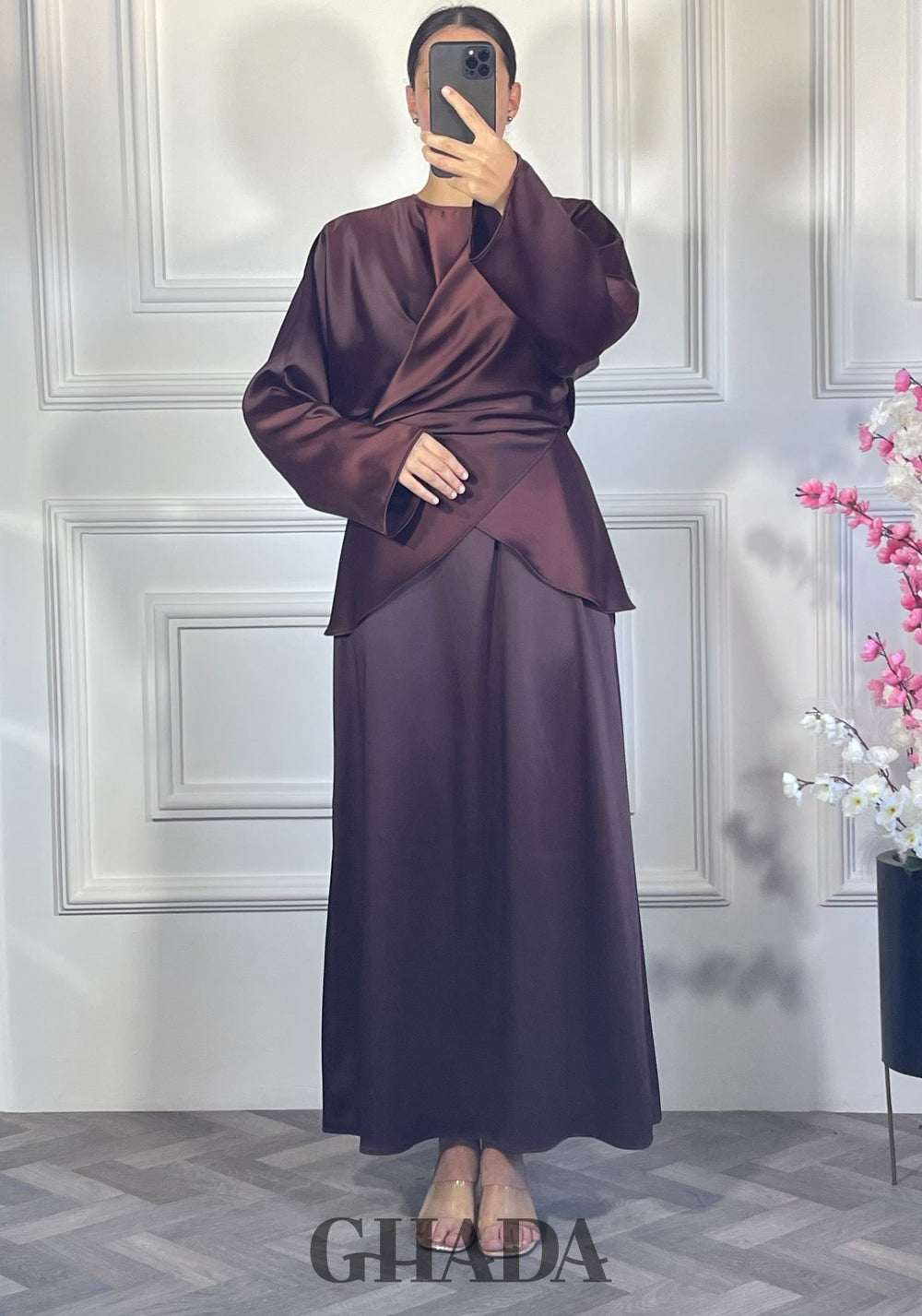 Ensemble robe sans manches avec haut à lactes - marron chocolat