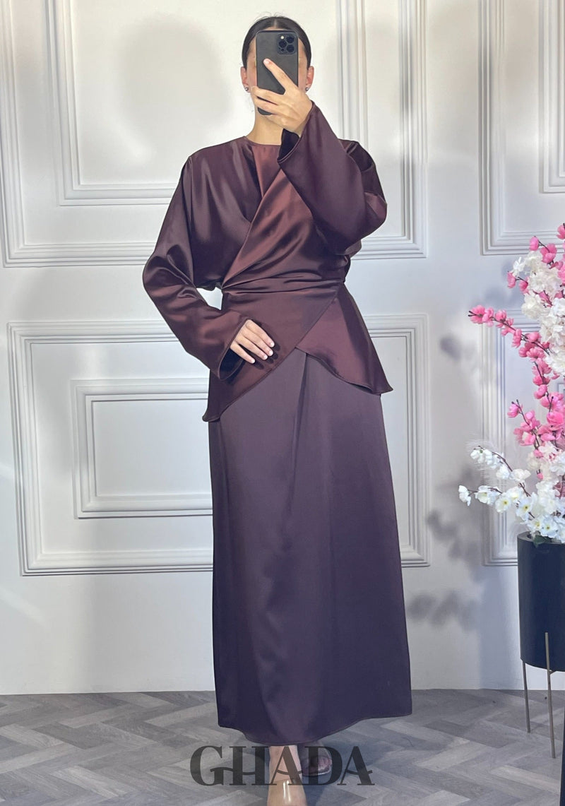 Ensemble robe sans manches avec haut à lactes - marron chocolat