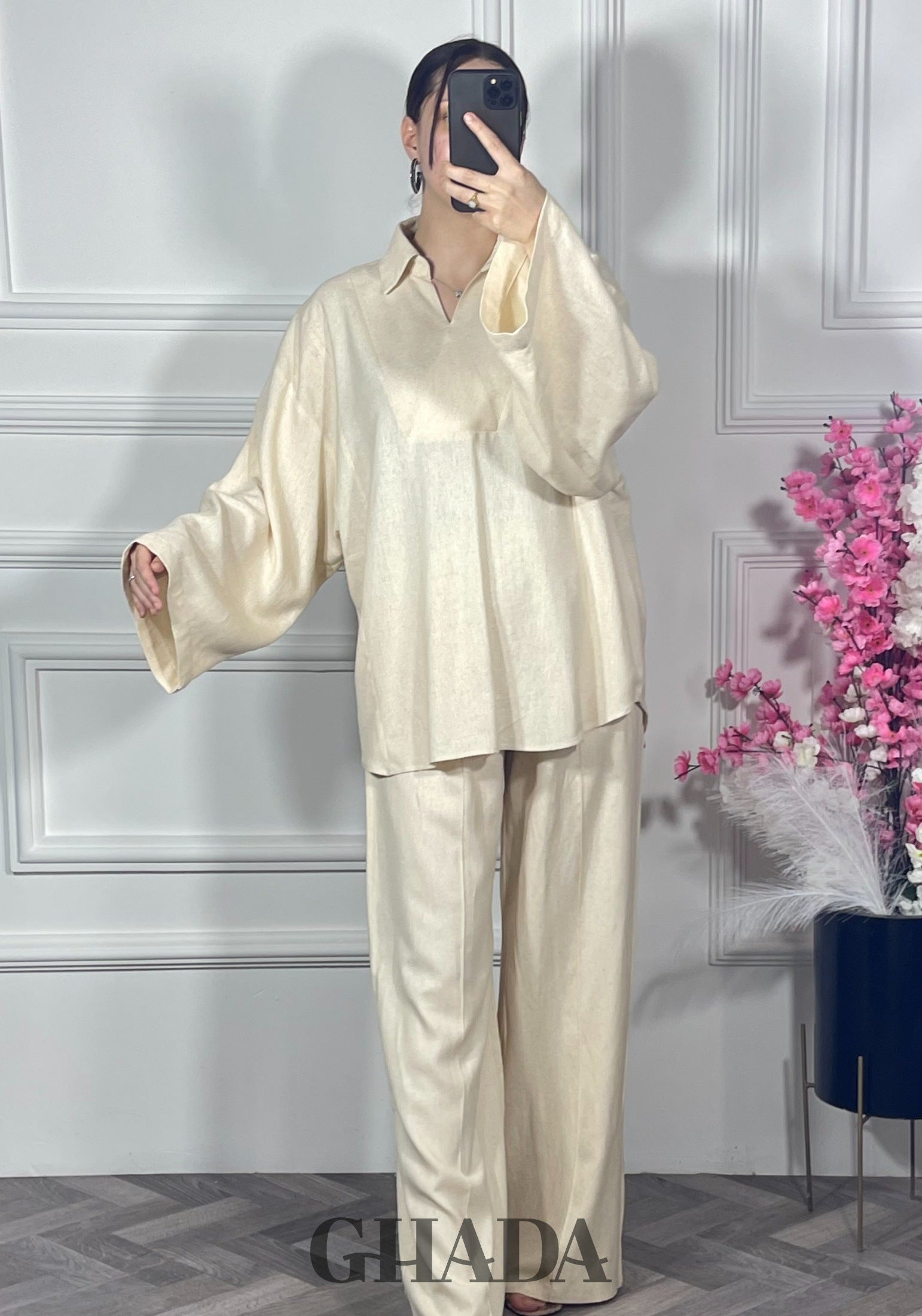 Ensemble en lin col V - Beige vue complète - ensemble femme - GHADA FASHION