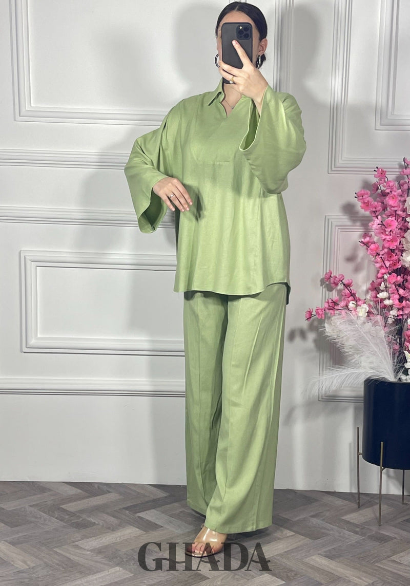 Ensemble en lin col V - Vert clair