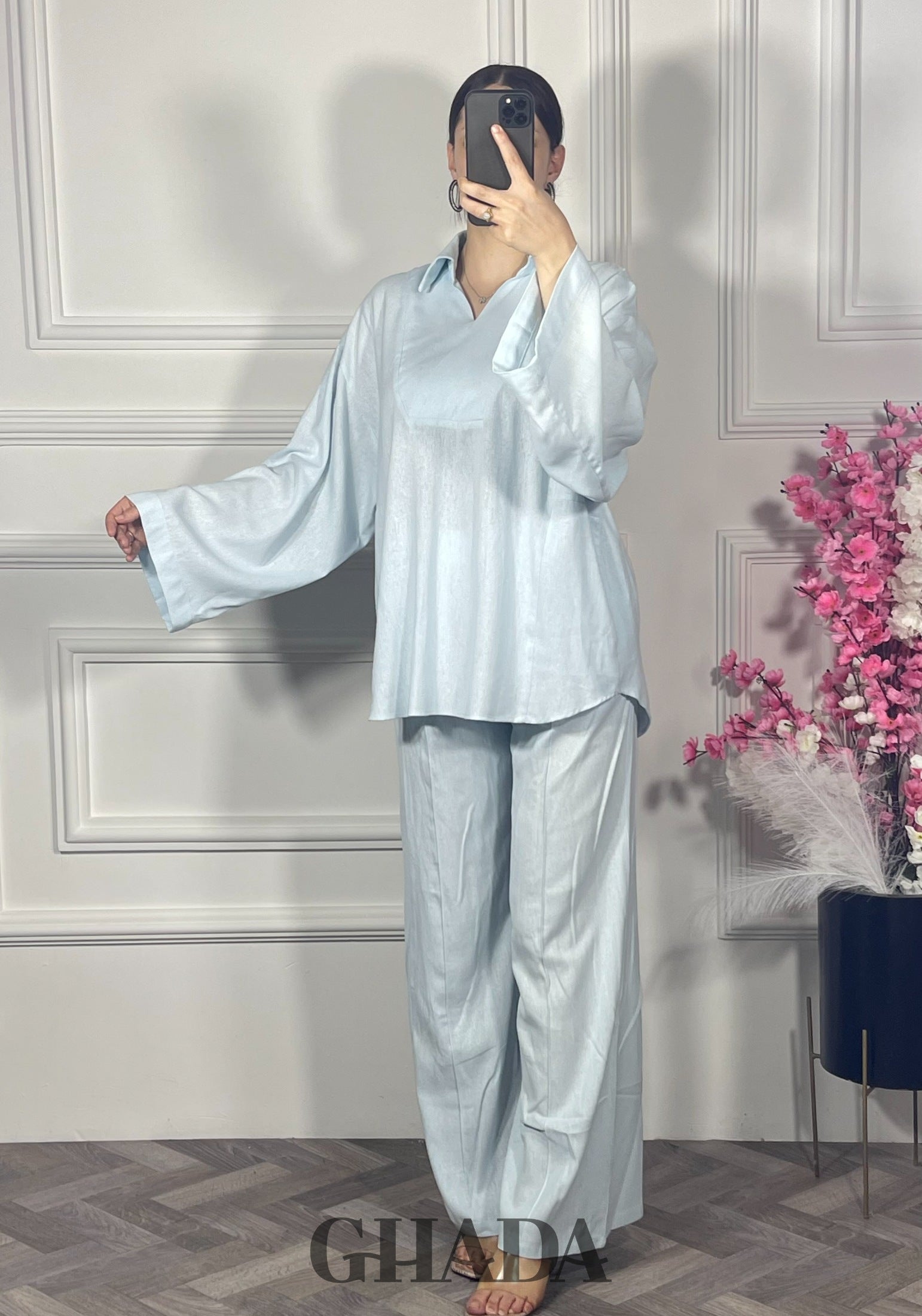 Ensemble en lin col V - Bleu ciel vue complète - ensemble femme - GHADA FASHION