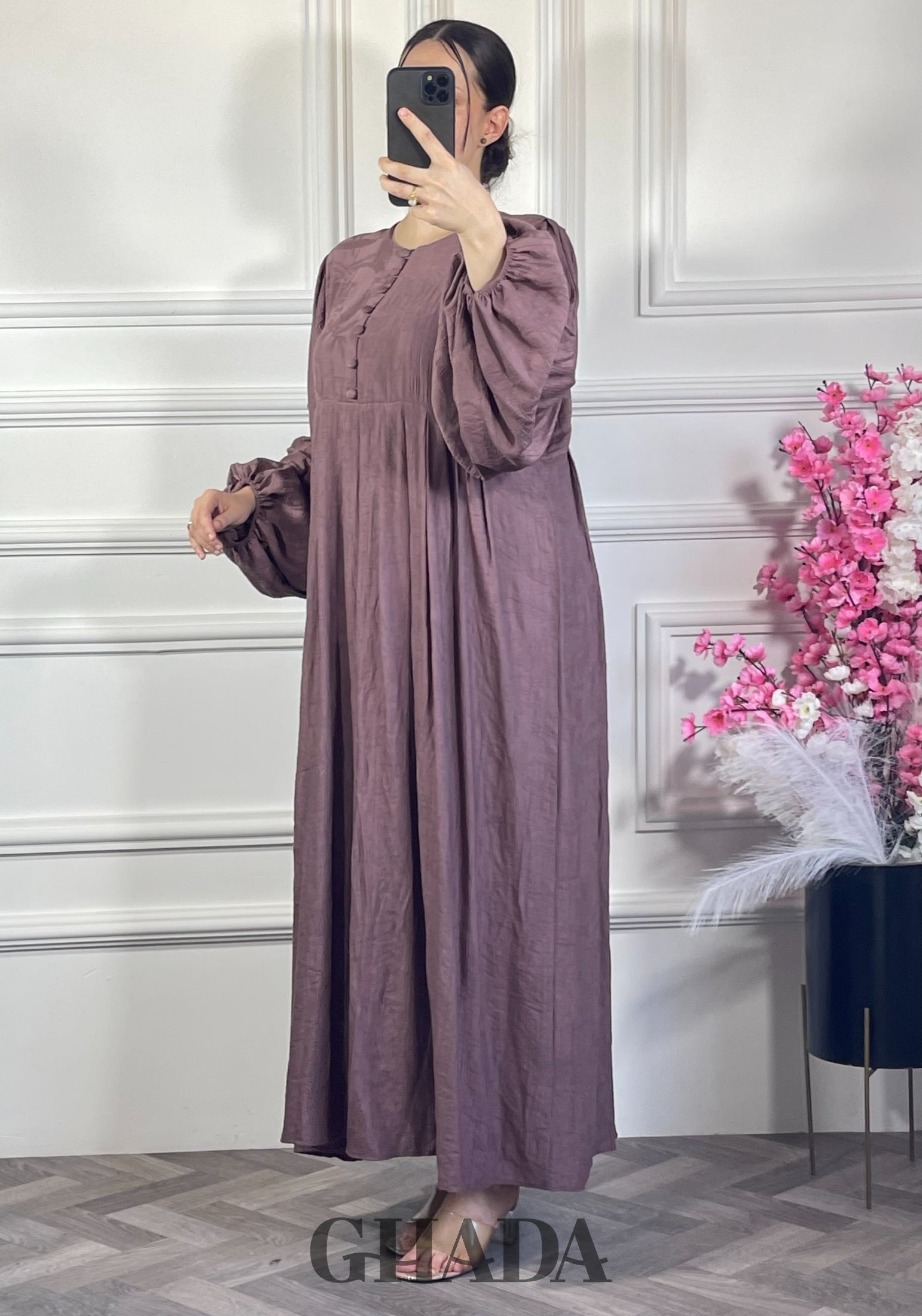 Robe en lin brodé - Mauve vue complète - robe longue femme - GHADA FASHION