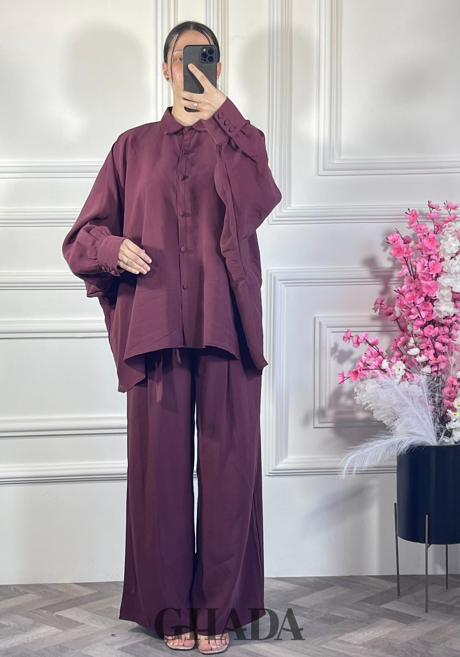 Ensemble chemise avec pantalon  - Bordeaux vue de face - ensemble femme - GHADA FASHION