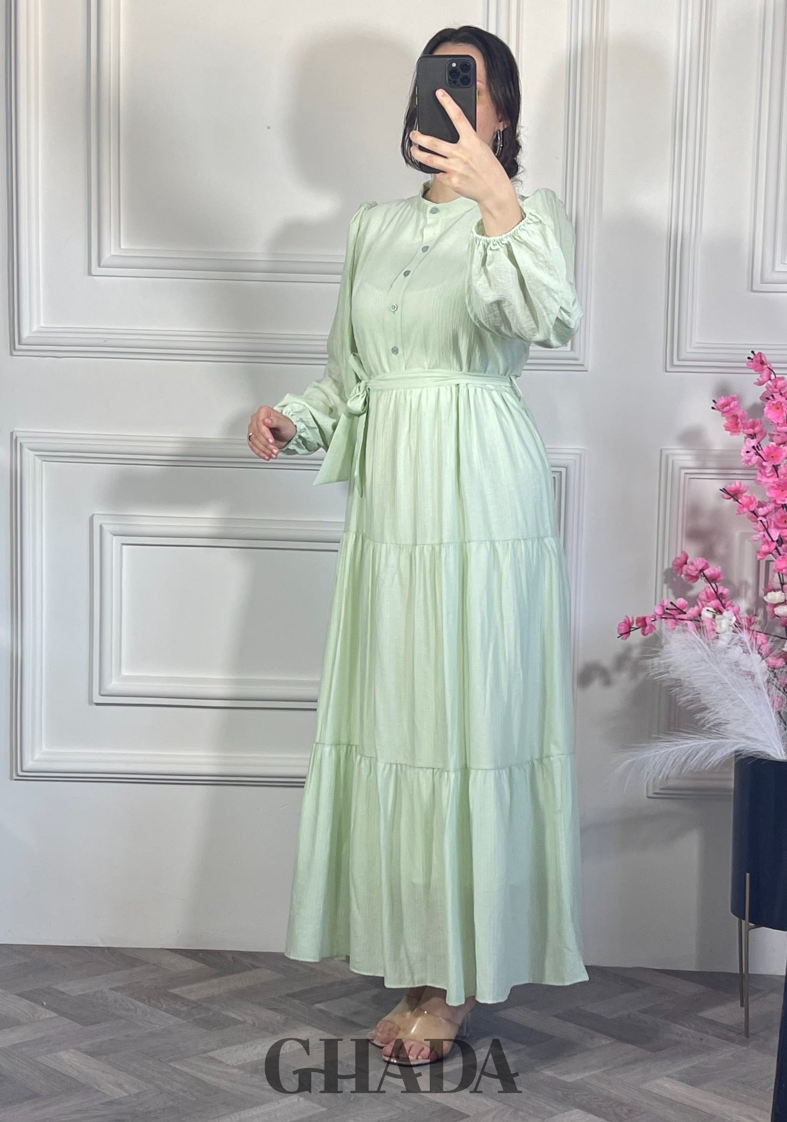 Robe en lin froissé - Vert clair détail broderie - robe longue femme - GHADA FASHION