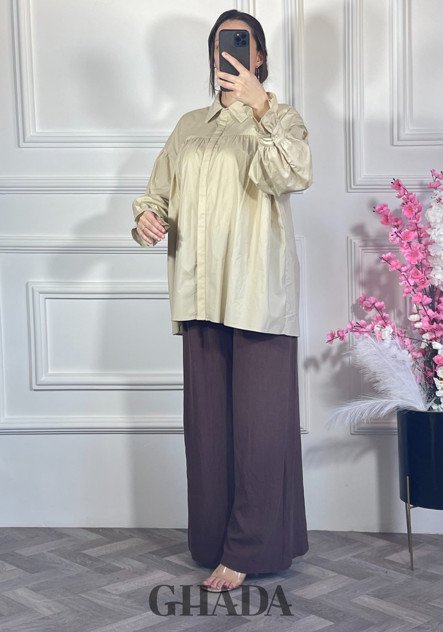 Chemise avec fronces - Beige détail broderie - chemise femme - GHADA FASHION