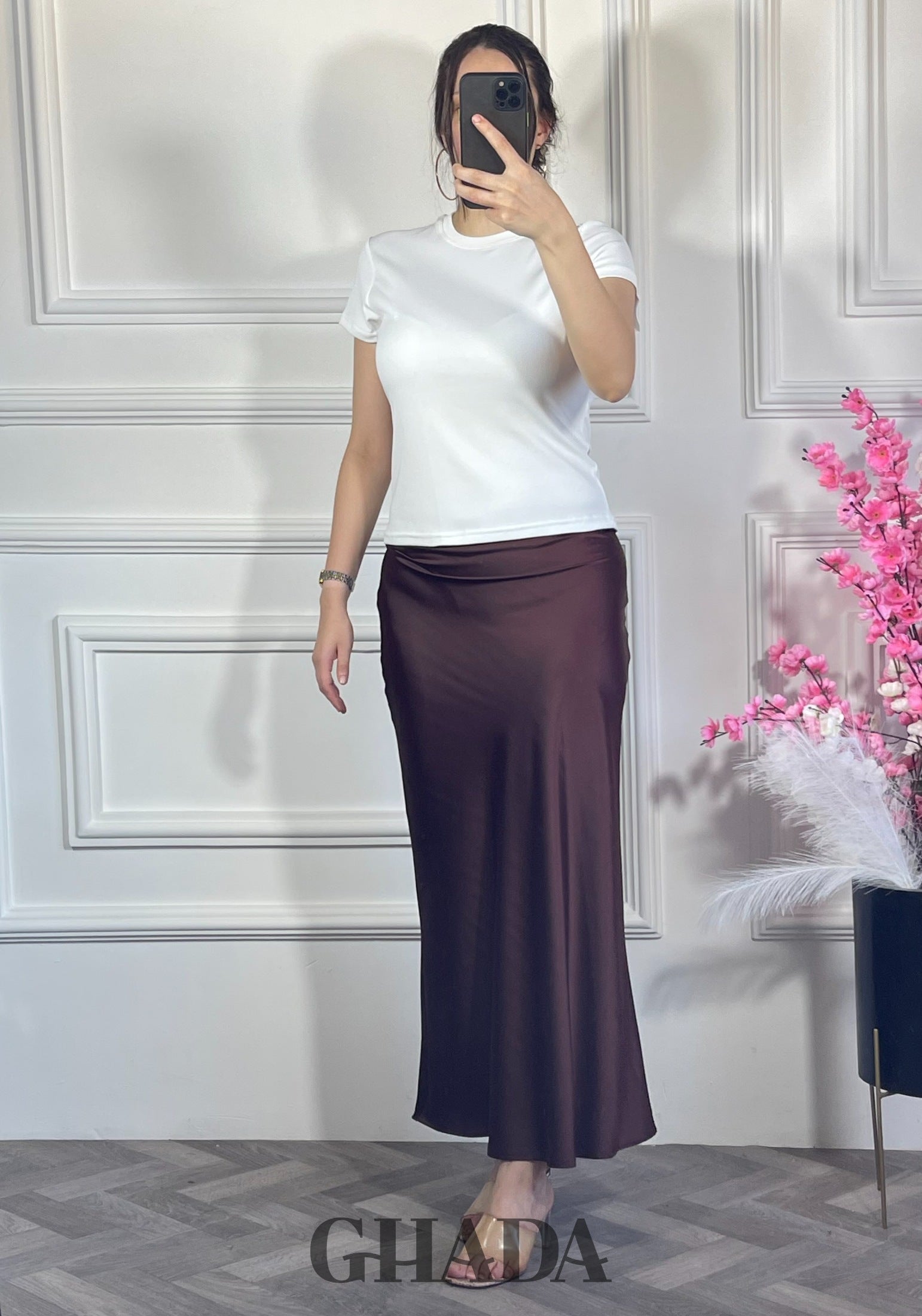 Jupe satinée - Marron  vue de face - jupe femme - GHADA FASHION