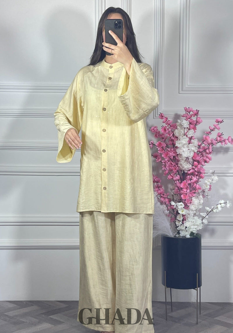 Ensemble brodé en lin  - Jaune beurre