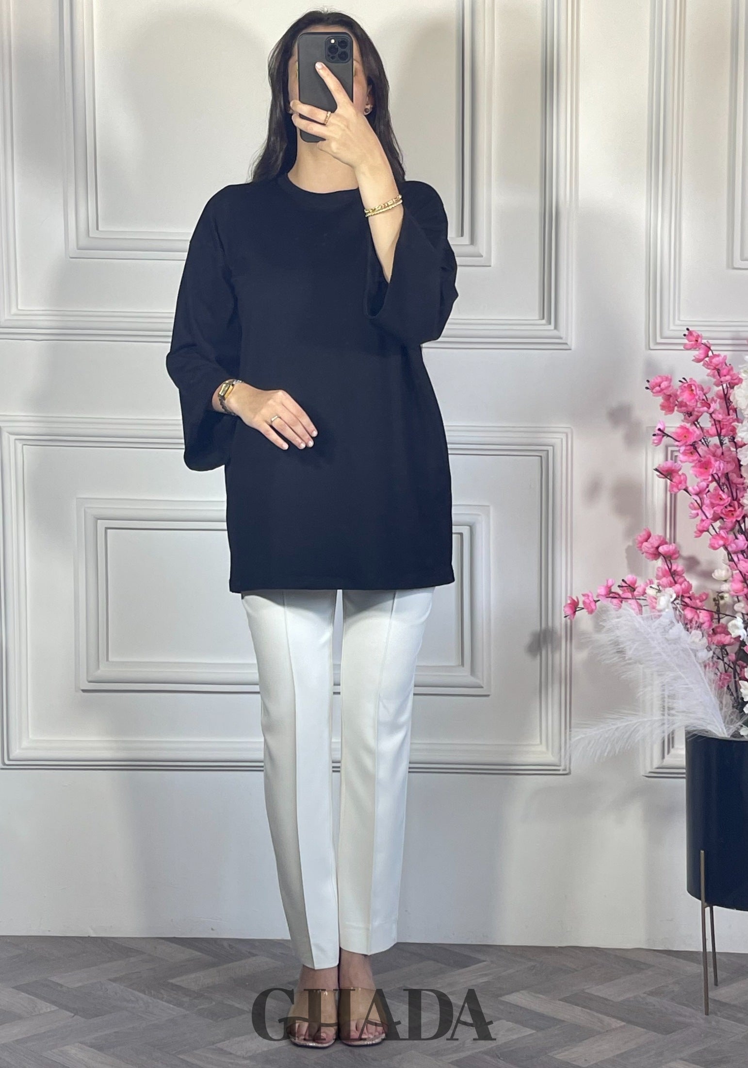 Pull avec manches trois quarts - Noir vue de face - chemise femme - GHADA FASHION
