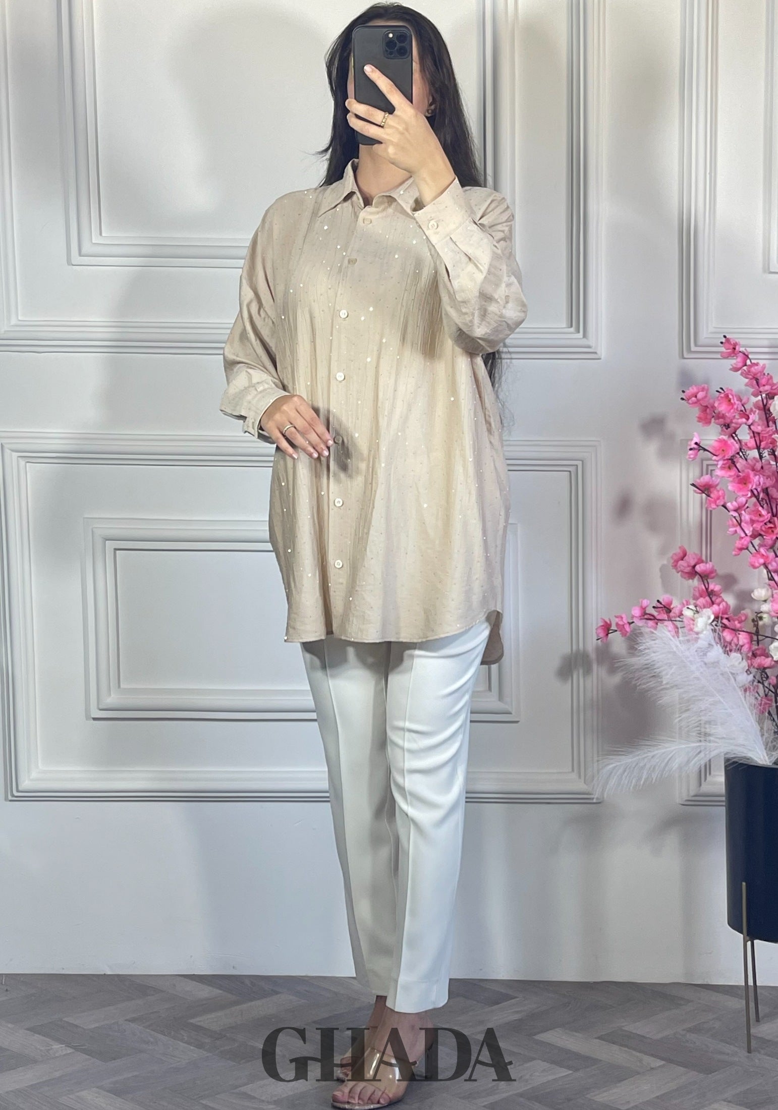 Chemise avec strass - Beige vue complète - chemise femme - GHADA FASHION