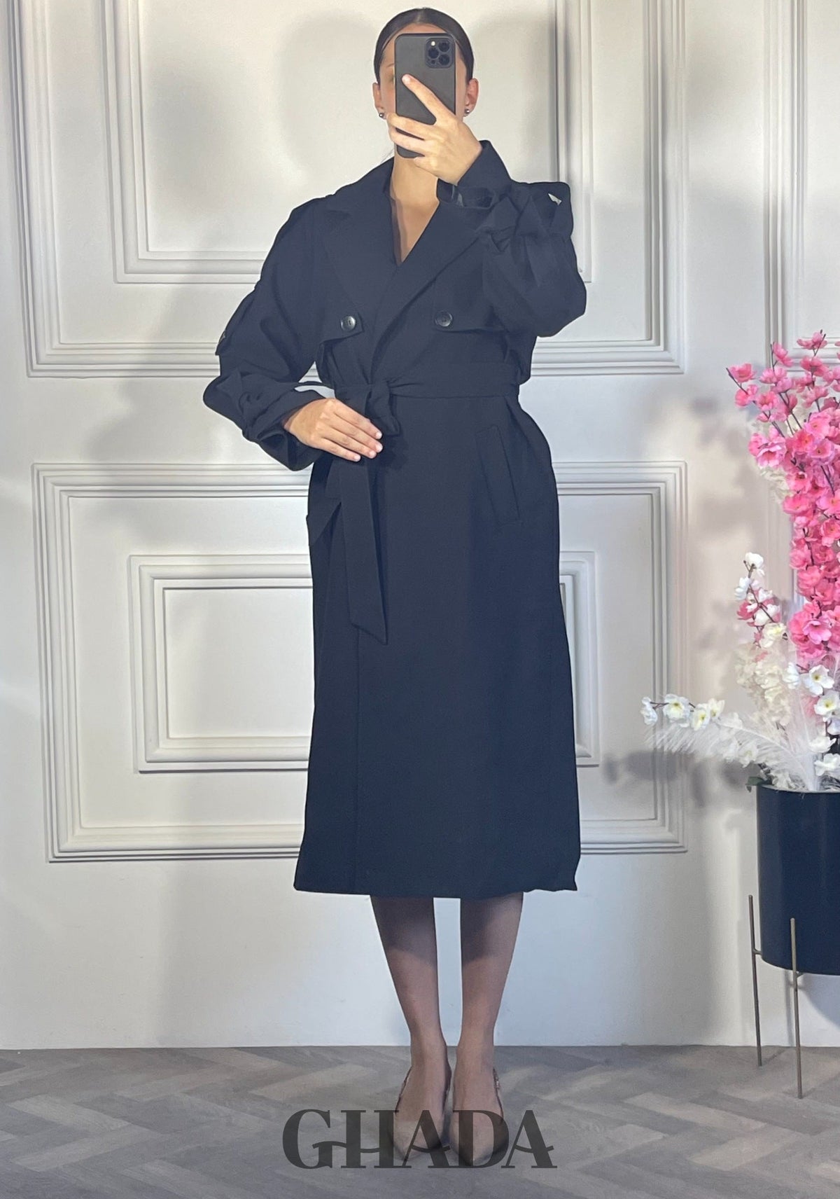 Trench long oversize ceinturé - Noir vue complète - manteau femme - GHADA FASHION