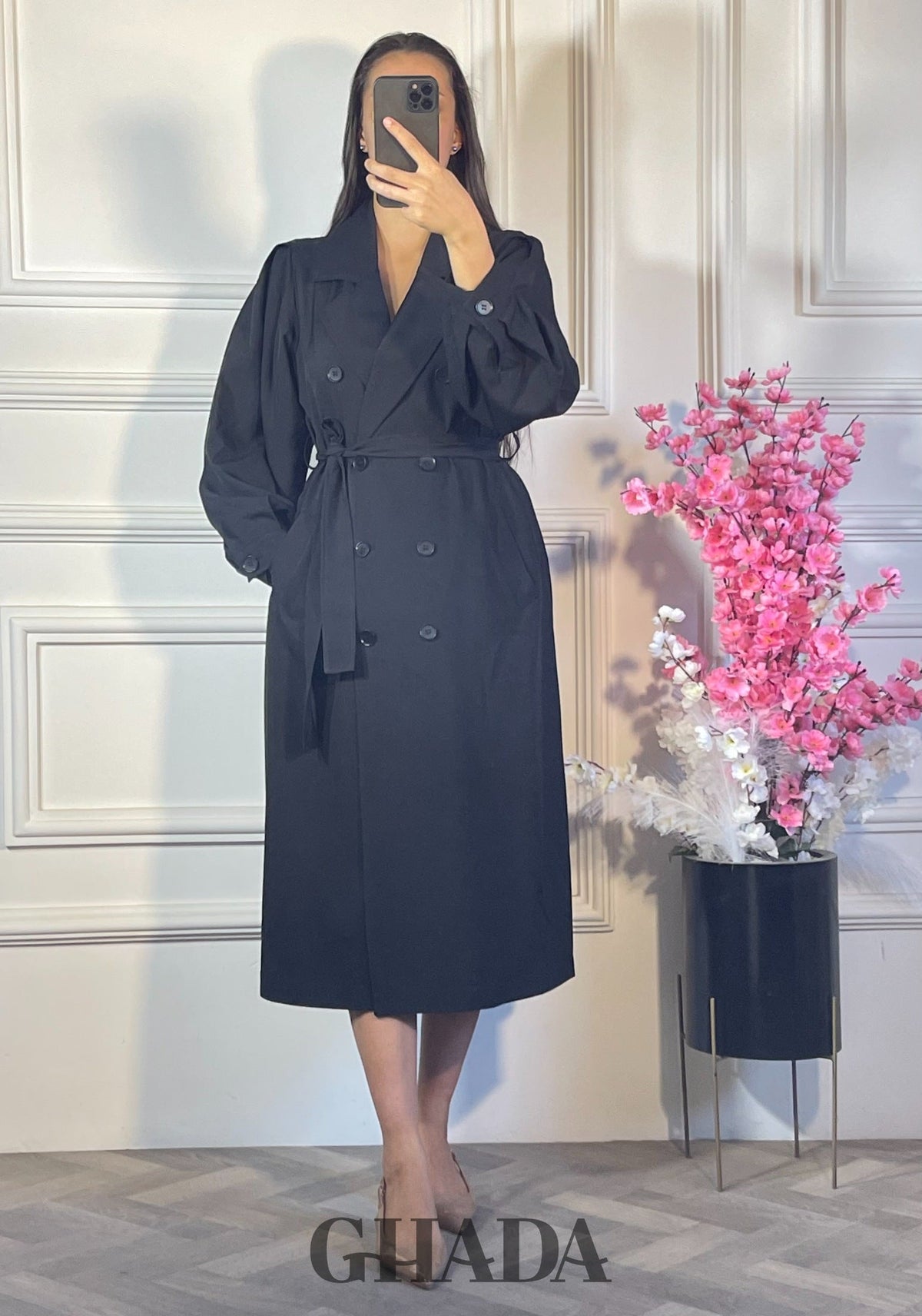 Trench-coat oversize avec manches bouffantes - Noir vue de face - manteau femme - GHADA FASHION