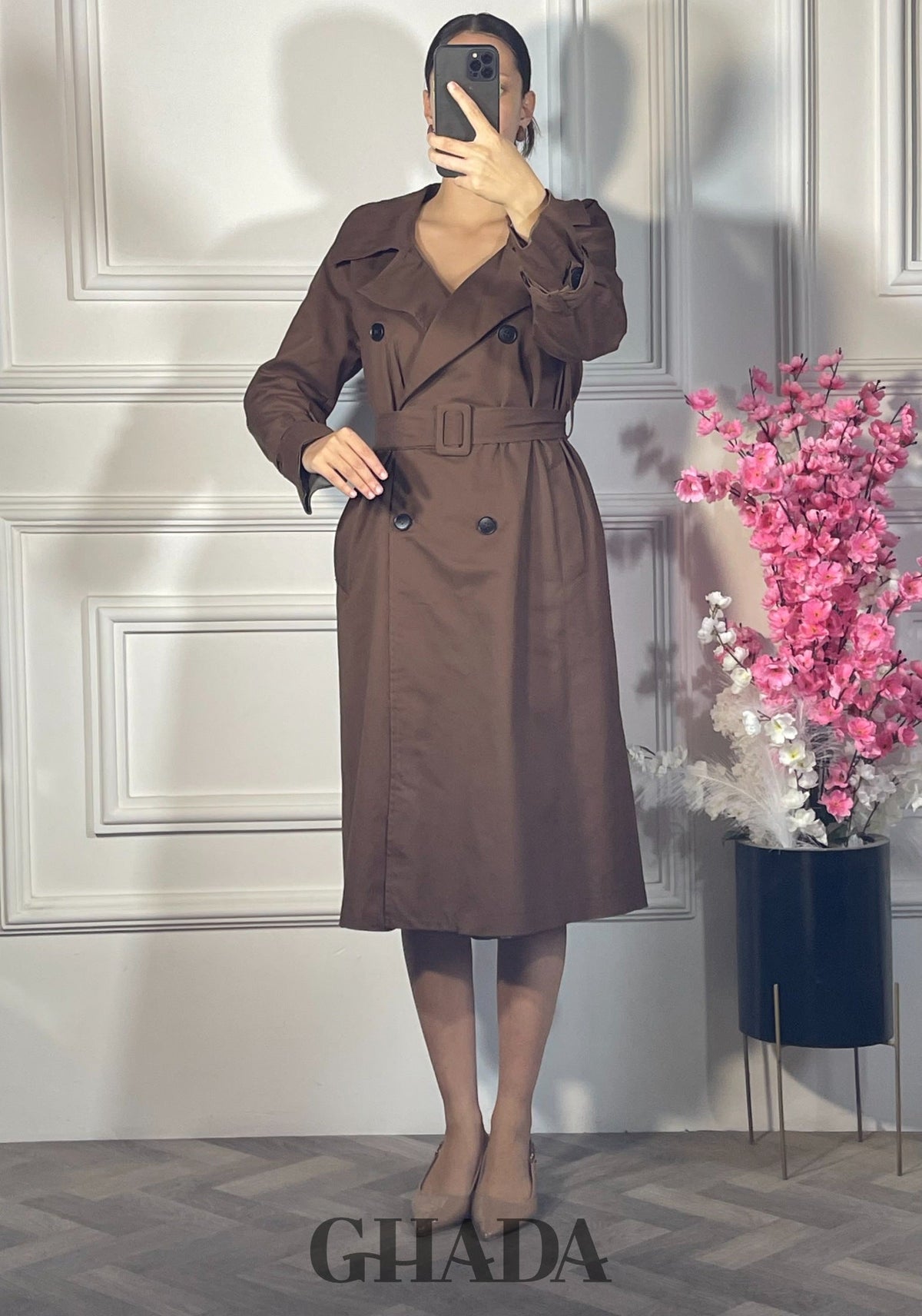 Trench-coat long ceinturé - Marron détail broderie - manteau femme - GHADA FASHION