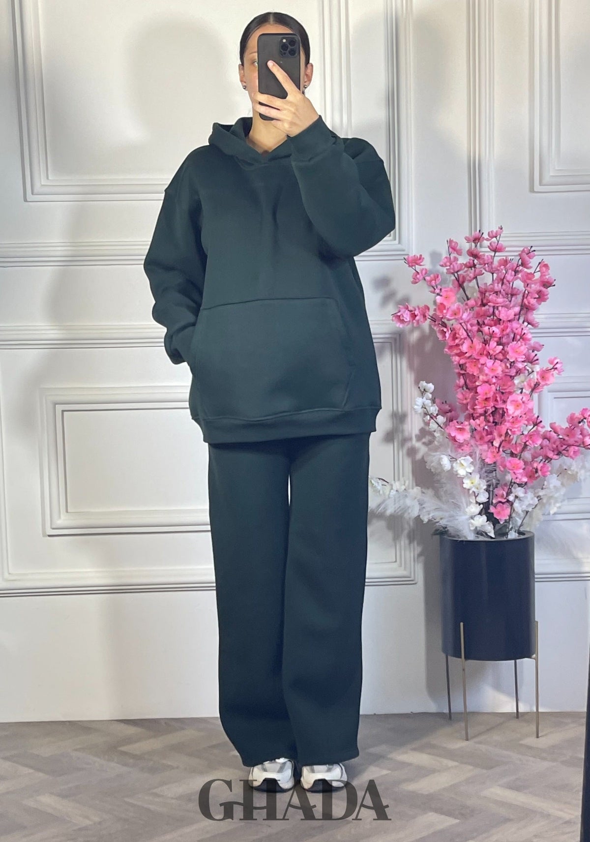 Ensemble survêtement à capuche - Vert bouteille vue de face - pull femme - GHADA FASHION