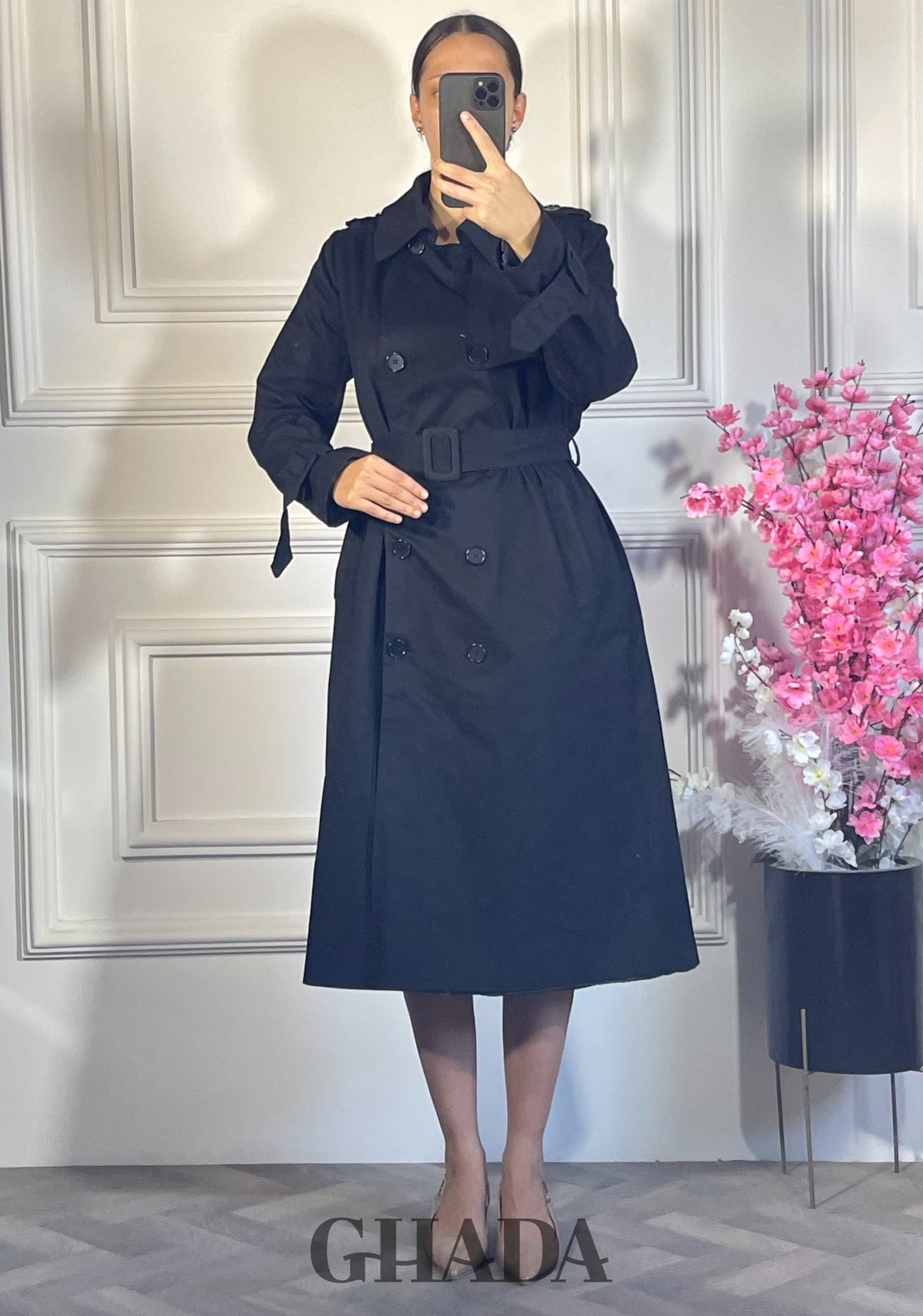 Trench-coat long double boutonnage - Noir vue de dos - manteau femme - GHADA FASHION