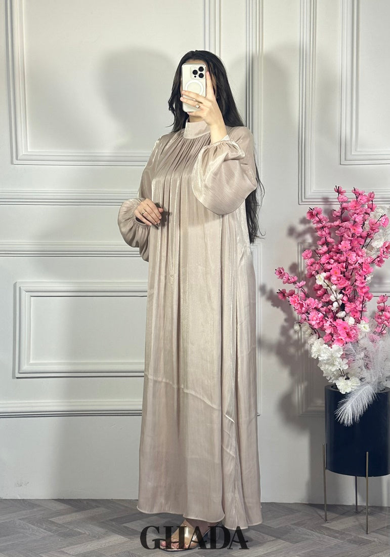 Robe longue en beige
