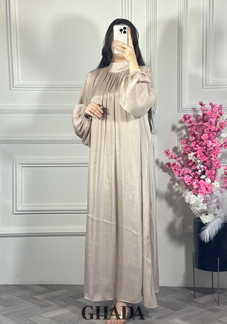 Robe longue en beige