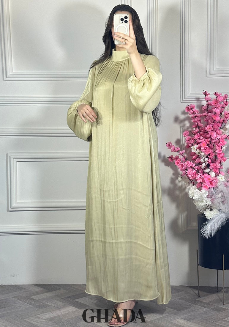 Robe longue en beige doré