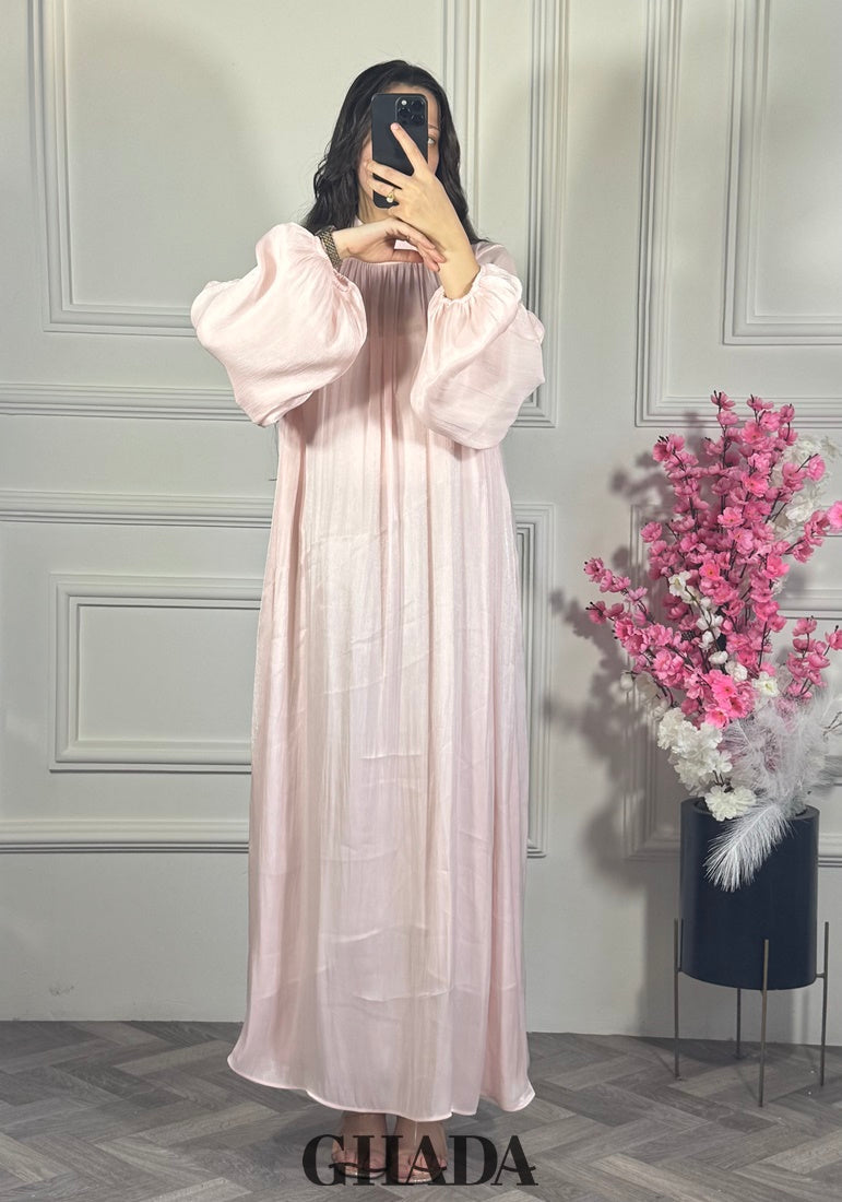 Robe longue en rose bebe