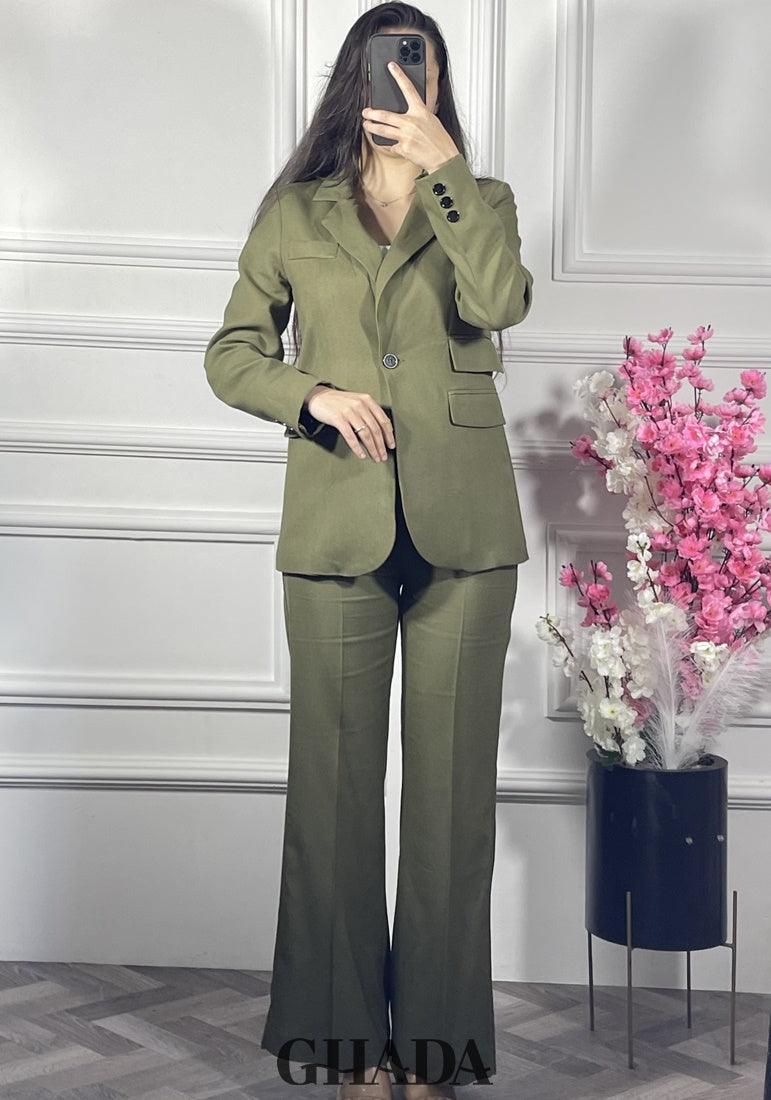 Ensemble Tailleur en vert kaki