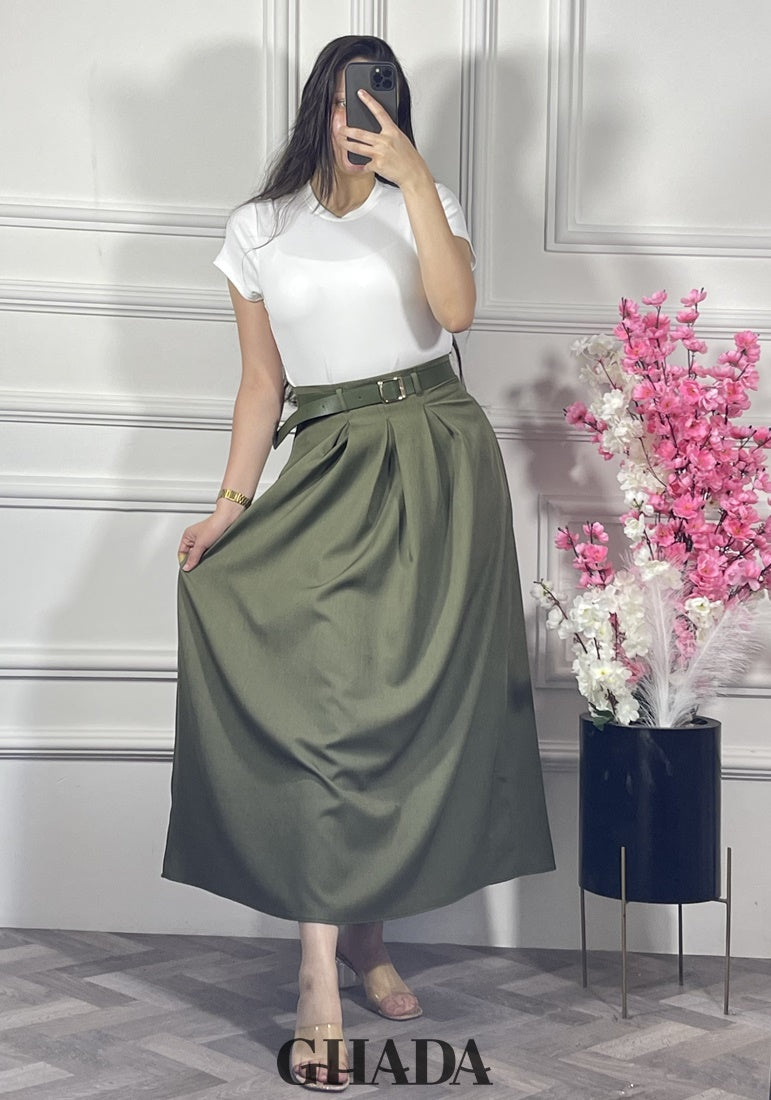 Jupe en vert kaki avec ceinture