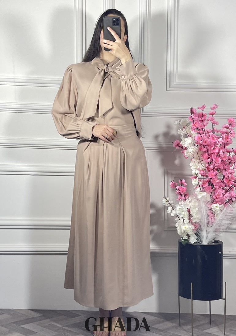 Ensemble chemise avec jupe