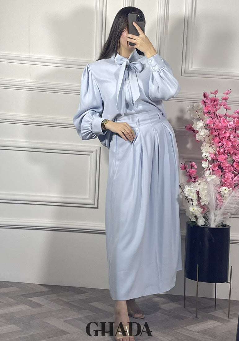 Ensemble chemise avec jupe