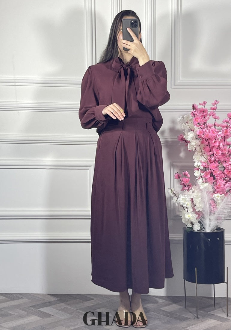 Ensemble chemise avec jupe