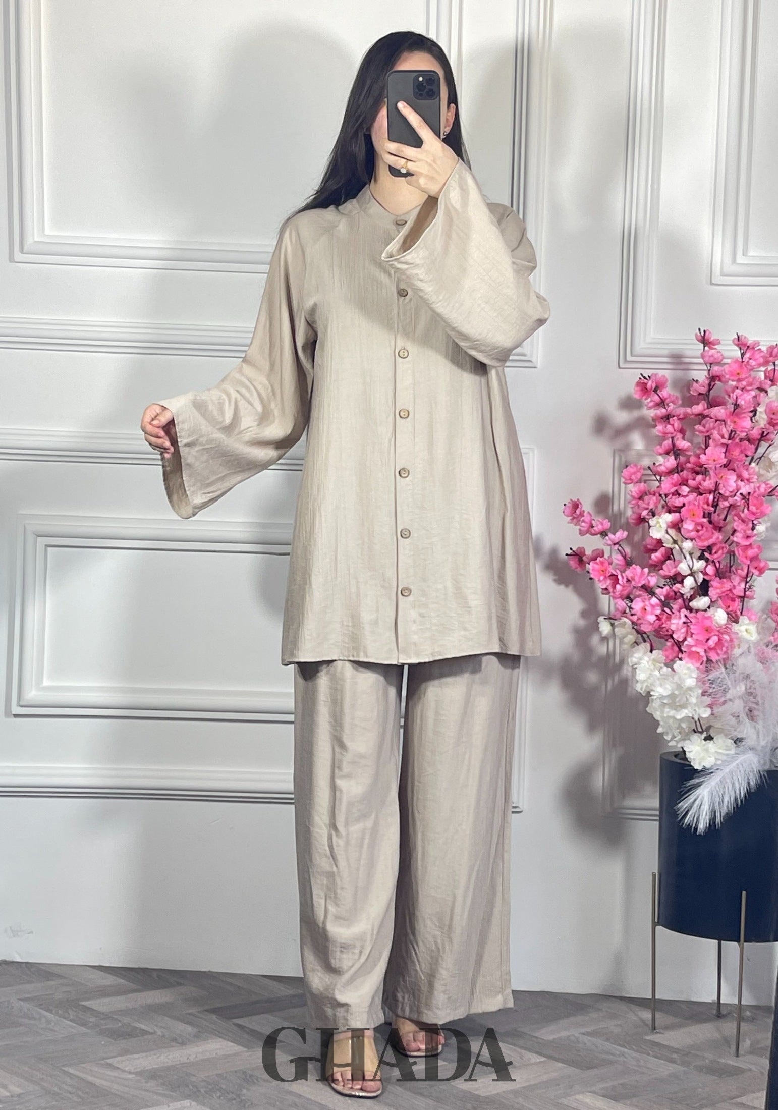 Ensemble en lin brodé - beige
