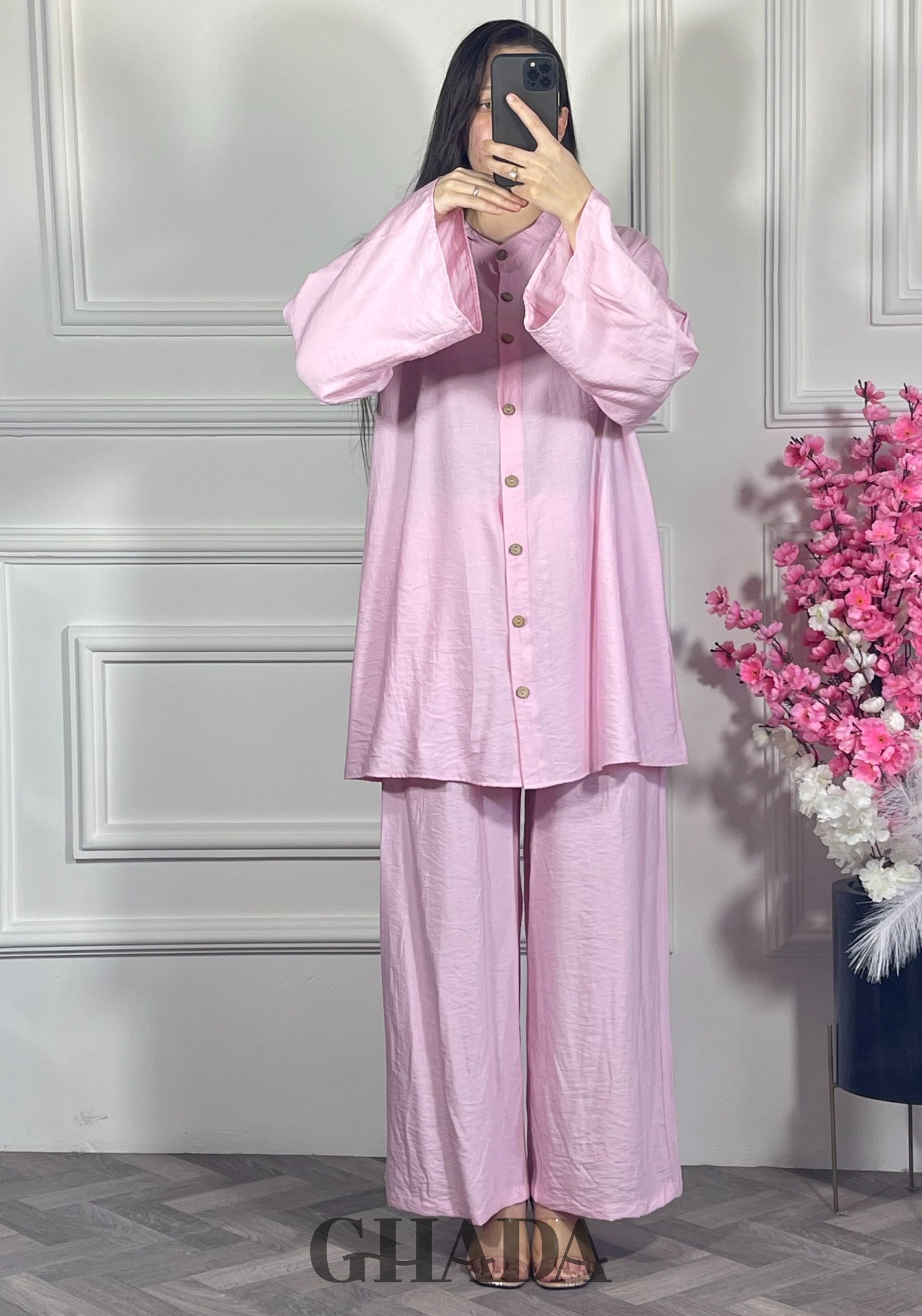 Ensemble en lin brodé - rose