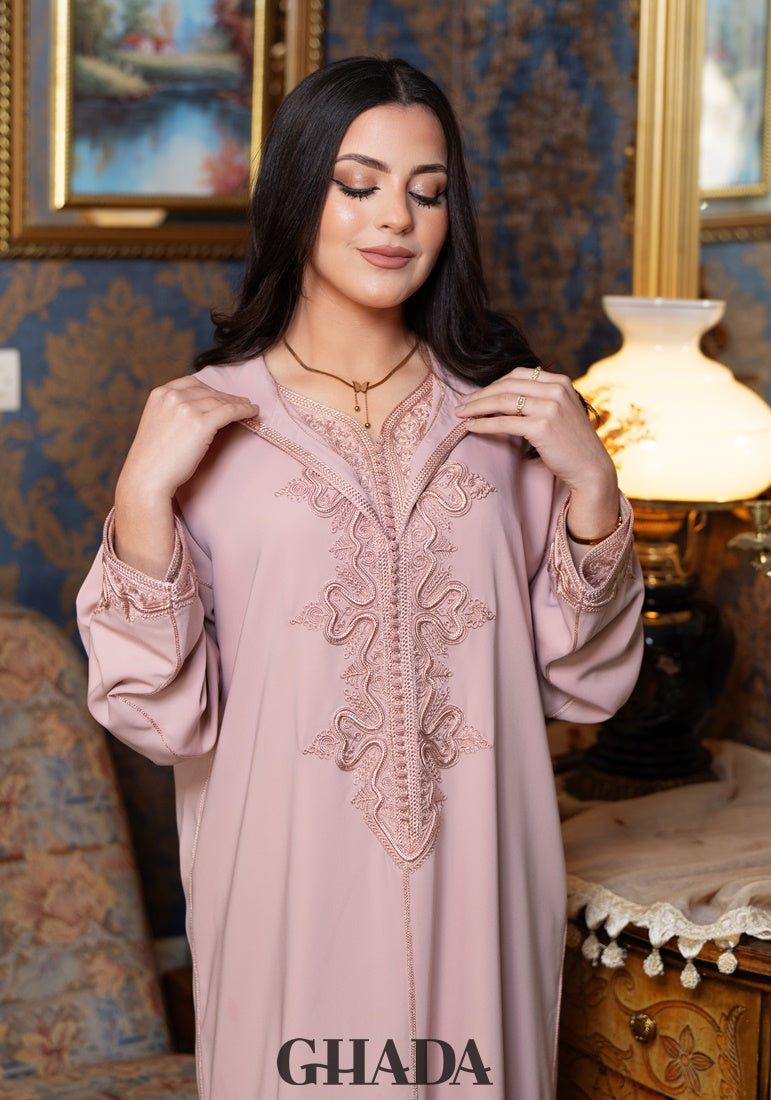 Djellaba traditionnelle avec Qmiss