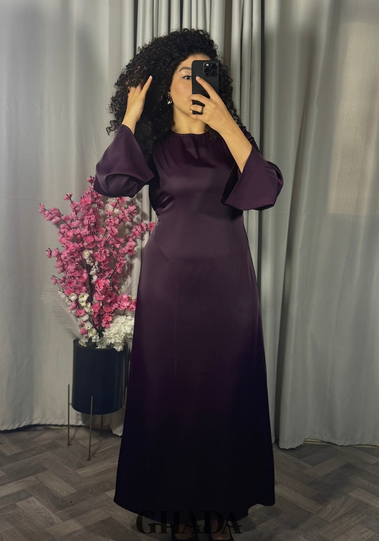 فستان ساتان طويل وأنيق – موف