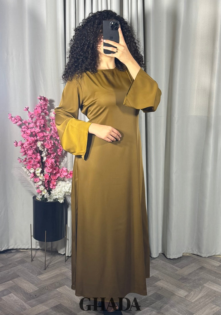 Robe longue satinée seafoam