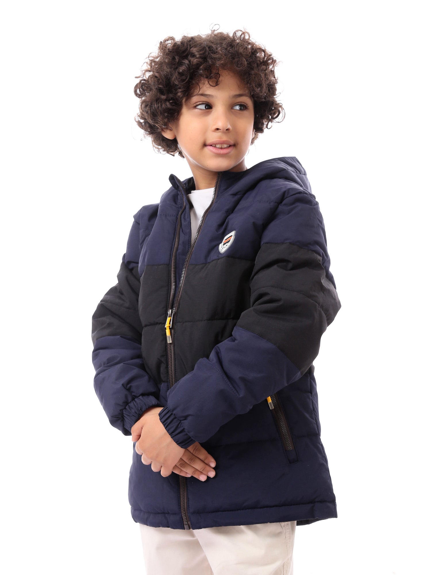 Veste d’hiver garçon matelassée avec capuche au design pratique et chaud – JAC24WFWP28804TB1