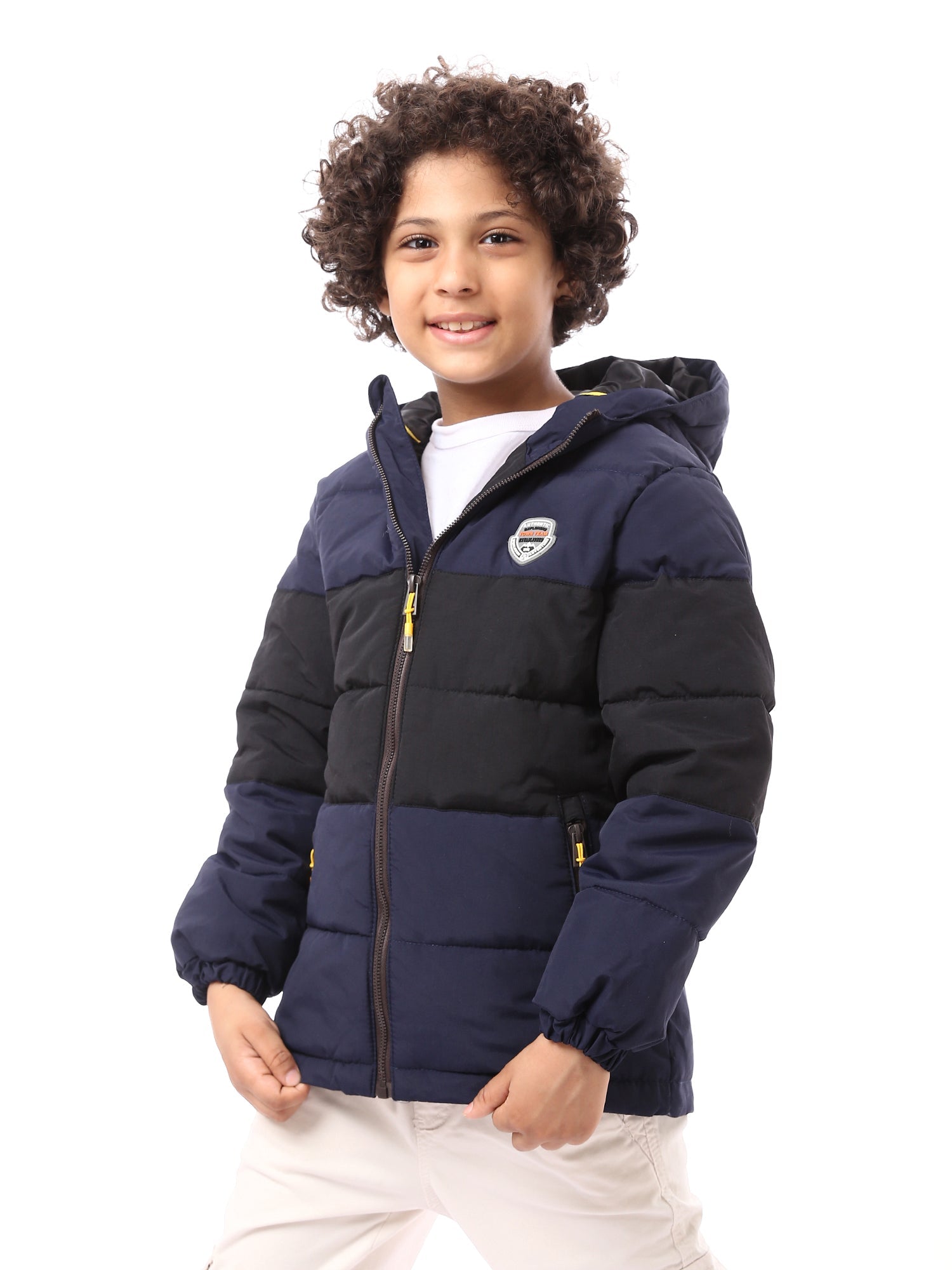 Veste d’hiver garçon matelassée avec capuche au design pratique et chaud – JAC24WFWP28804TB1