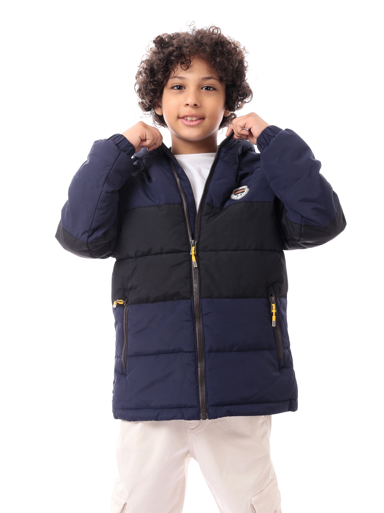 Veste d’hiver garçon matelassée avec capuche au design pratique et chaud – JAC24WFWP28804TB1