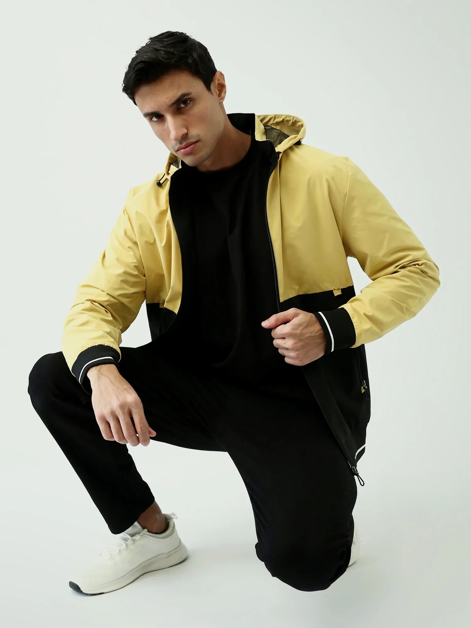 Veste homme légère avec fermeture zippée au design pratique - JAC24WWCL28394TM1