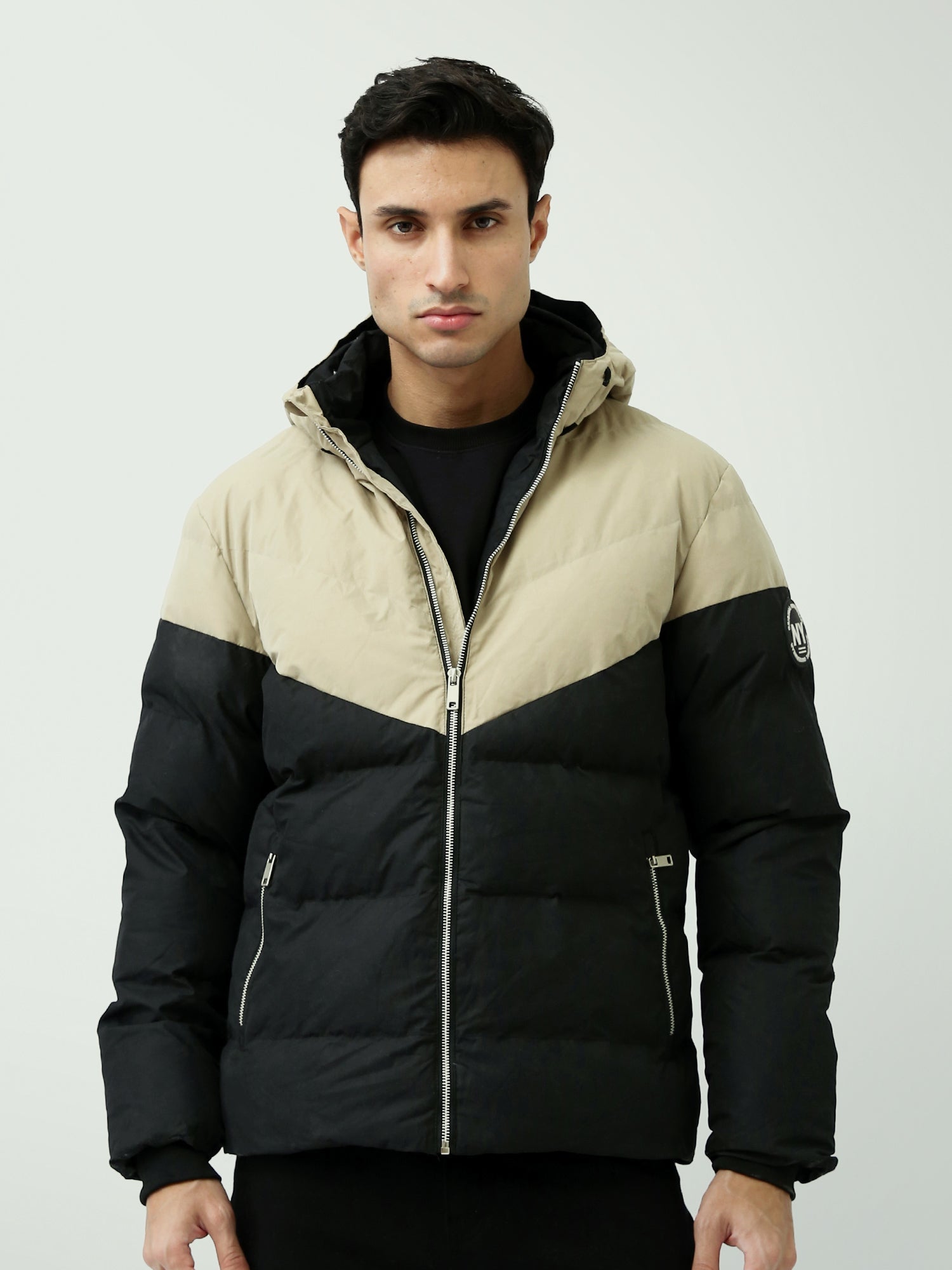 Veste homme matelassée avec capuche au design moderne - JAC24WWCP28421TM1