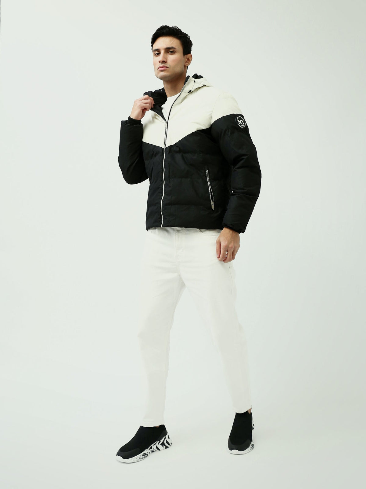Veste homme matelassée avec capuche au design moderne - JAC24WWCP28421TM1