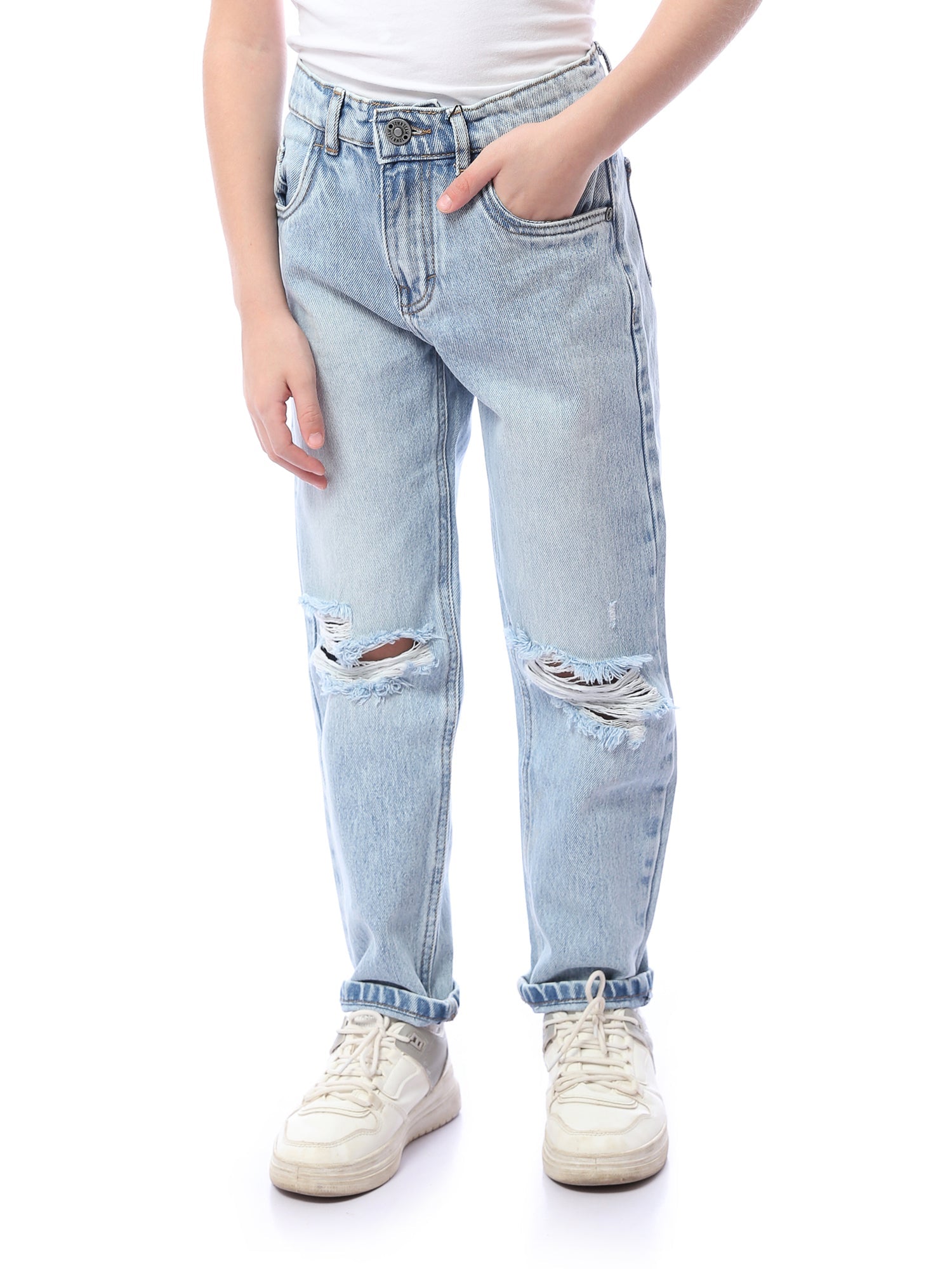 Jean garçon à coupe large avec déchirures tendance pour un look jeune et moderne – JNS23SLCW22652TB1