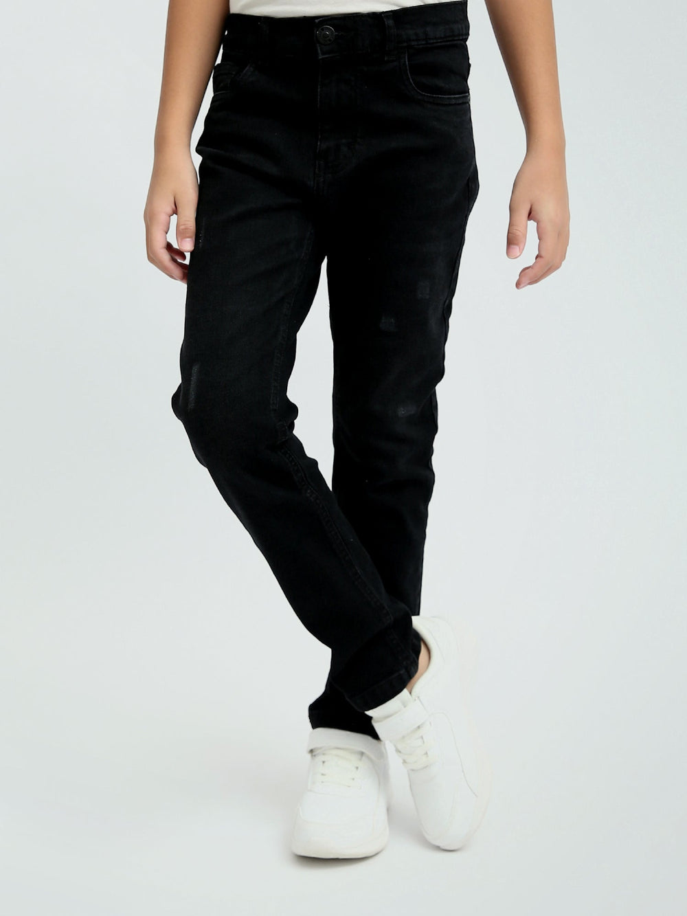 Jean Garçon Noir Slim Fit – Pantalon Denim Confortable et Moderne - JNS24GCSW31290TB1