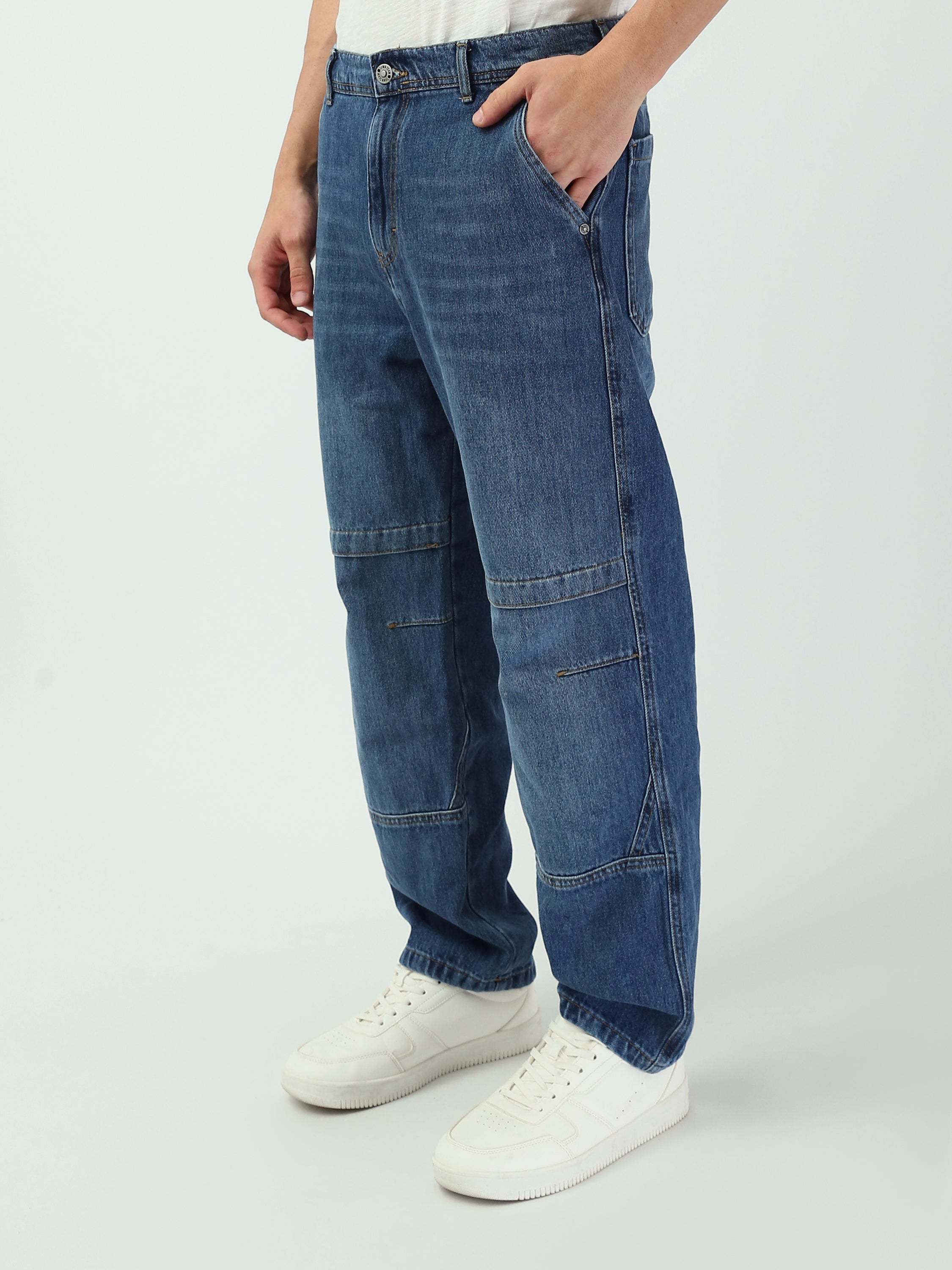 بنطال جينز رجالي باللون الأزرق مع تفاصيل تمزقات - JNS25GBBW22146TM1