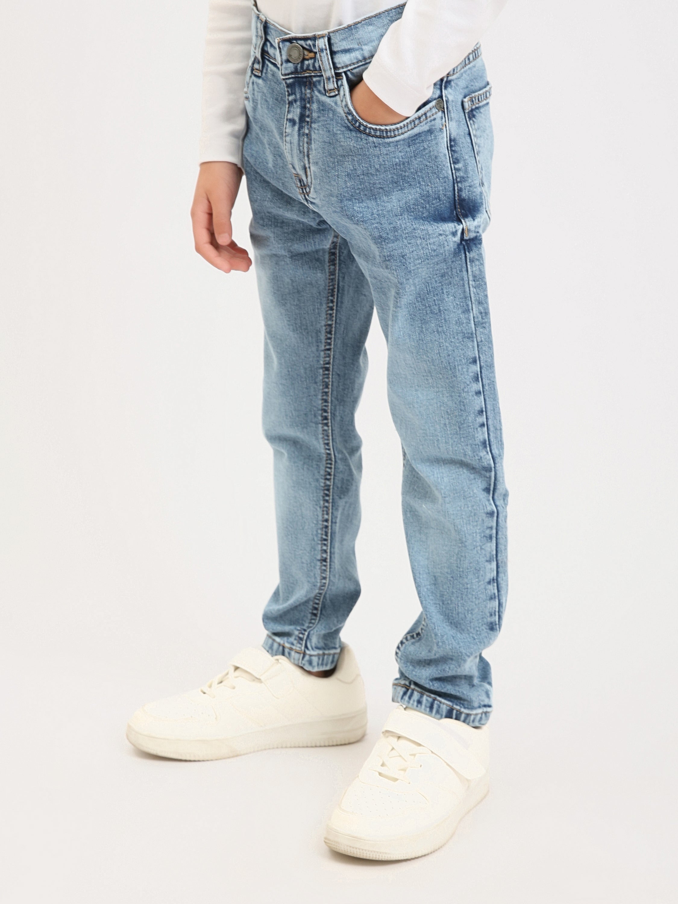 Jean garçon coupe confortable – Style moderne et usage quotidien - JNS25GSBW76700MB1